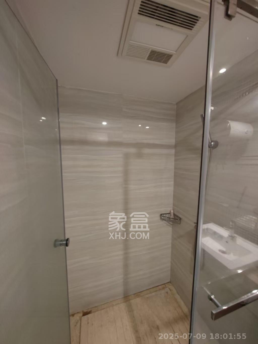 恒大翡翠华庭  1室1厅1卫   1200.00元/月室内图