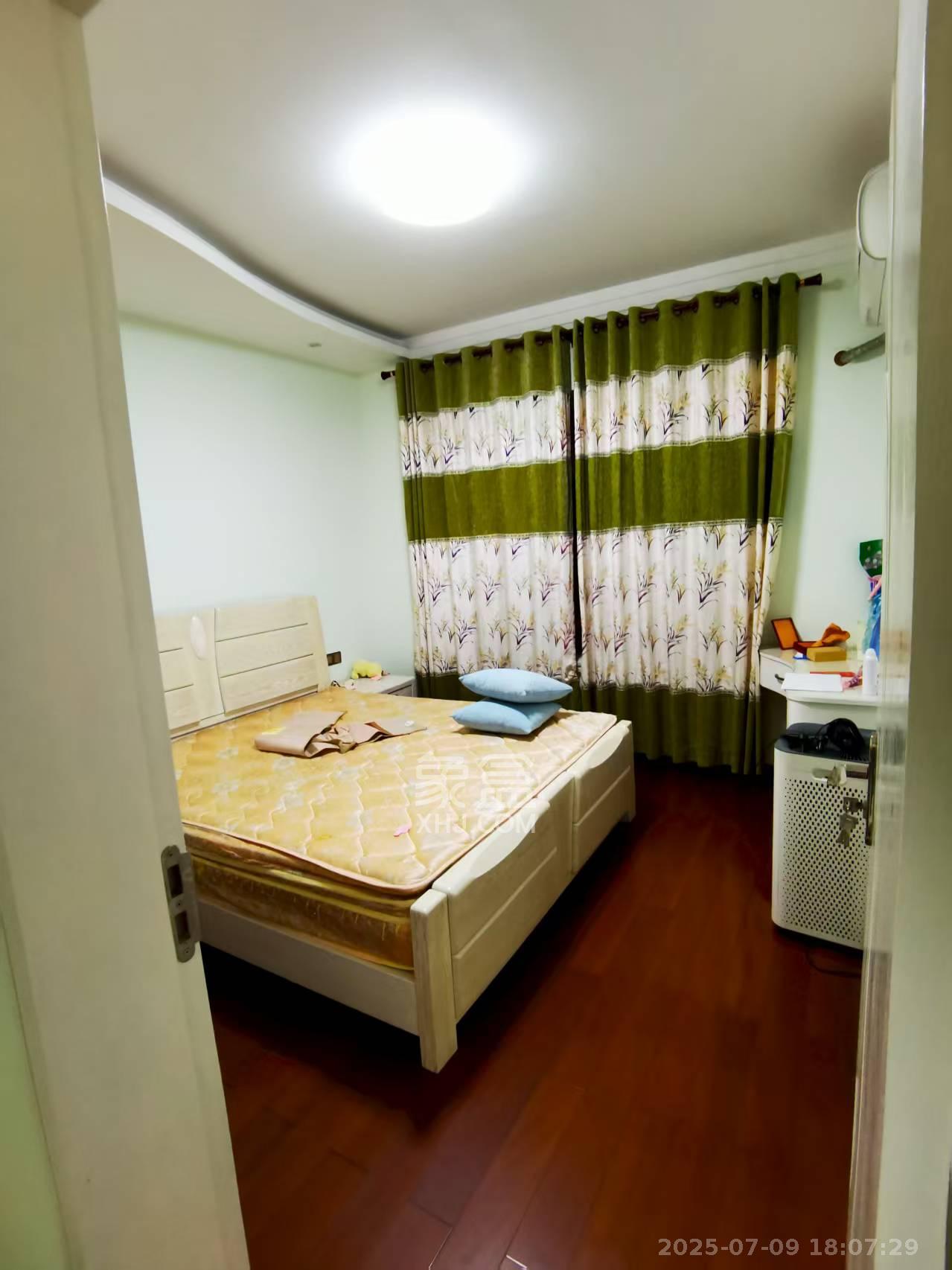 江山帝景雅典  3室2厅1卫   2200.00元/月室内图