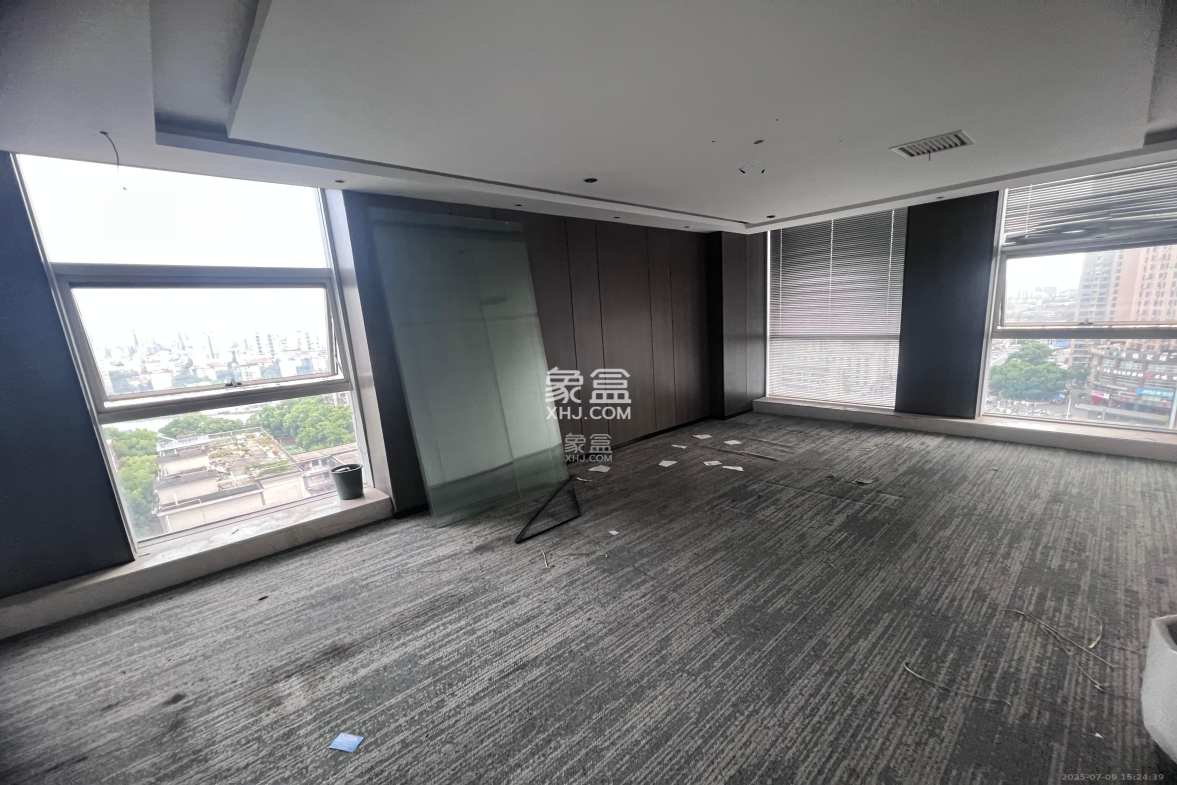 宇成朝阳广场 2室2厅1卫 4500.0元/月 宇成朝阳广场 2室2厅1卫 4500.0元/月室内图