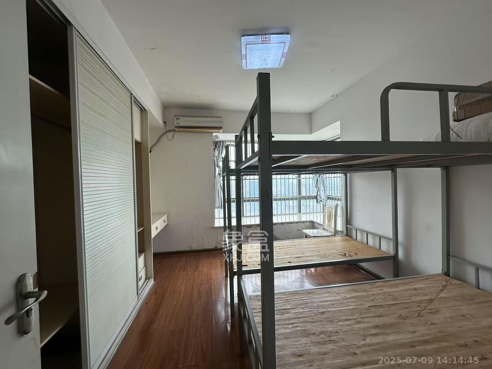 新城新世界一二三期 3室2厅2卫 3300.0元/月 新城新世界一二三期 3室2厅2卫 3300.0元/月室内图