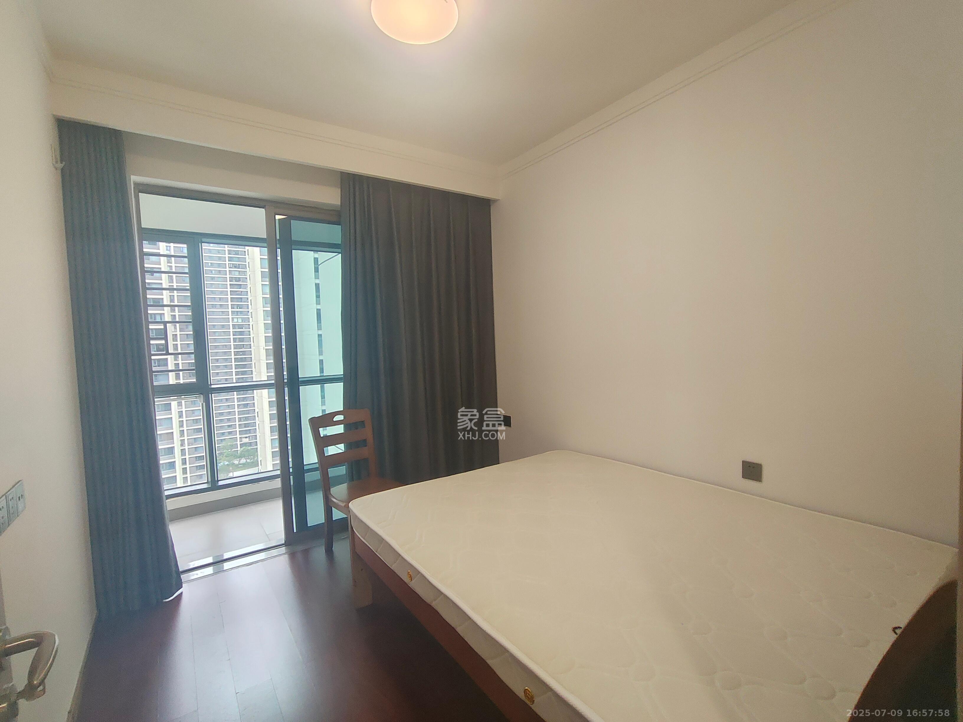 旭辉雨花郡 4室1厅2卫 4300.0元/月 旭辉雨花郡 4室1厅2卫 4300.0元/月室内图