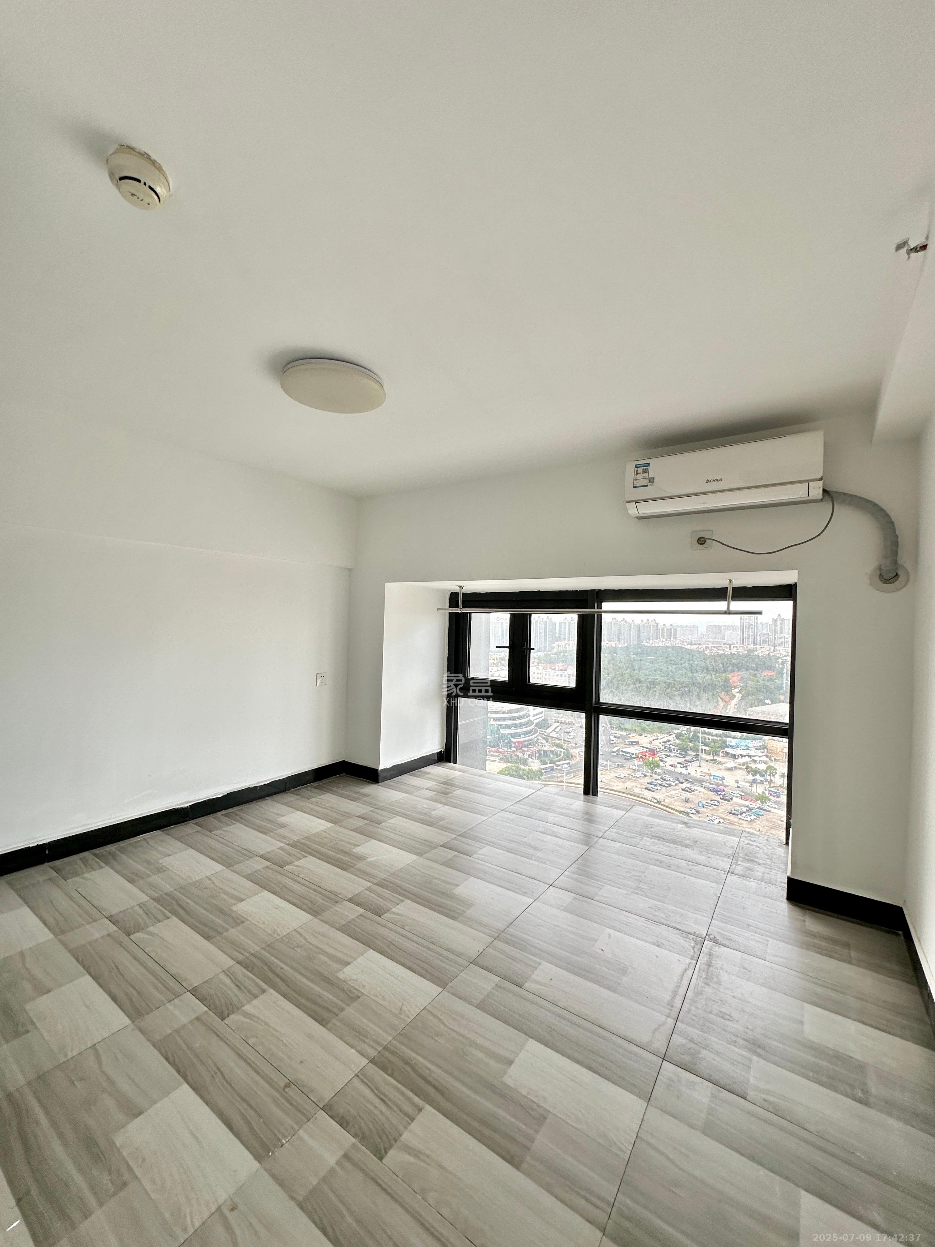 弘坤云寓  2室2厅1卫    2200.0元/月室内图