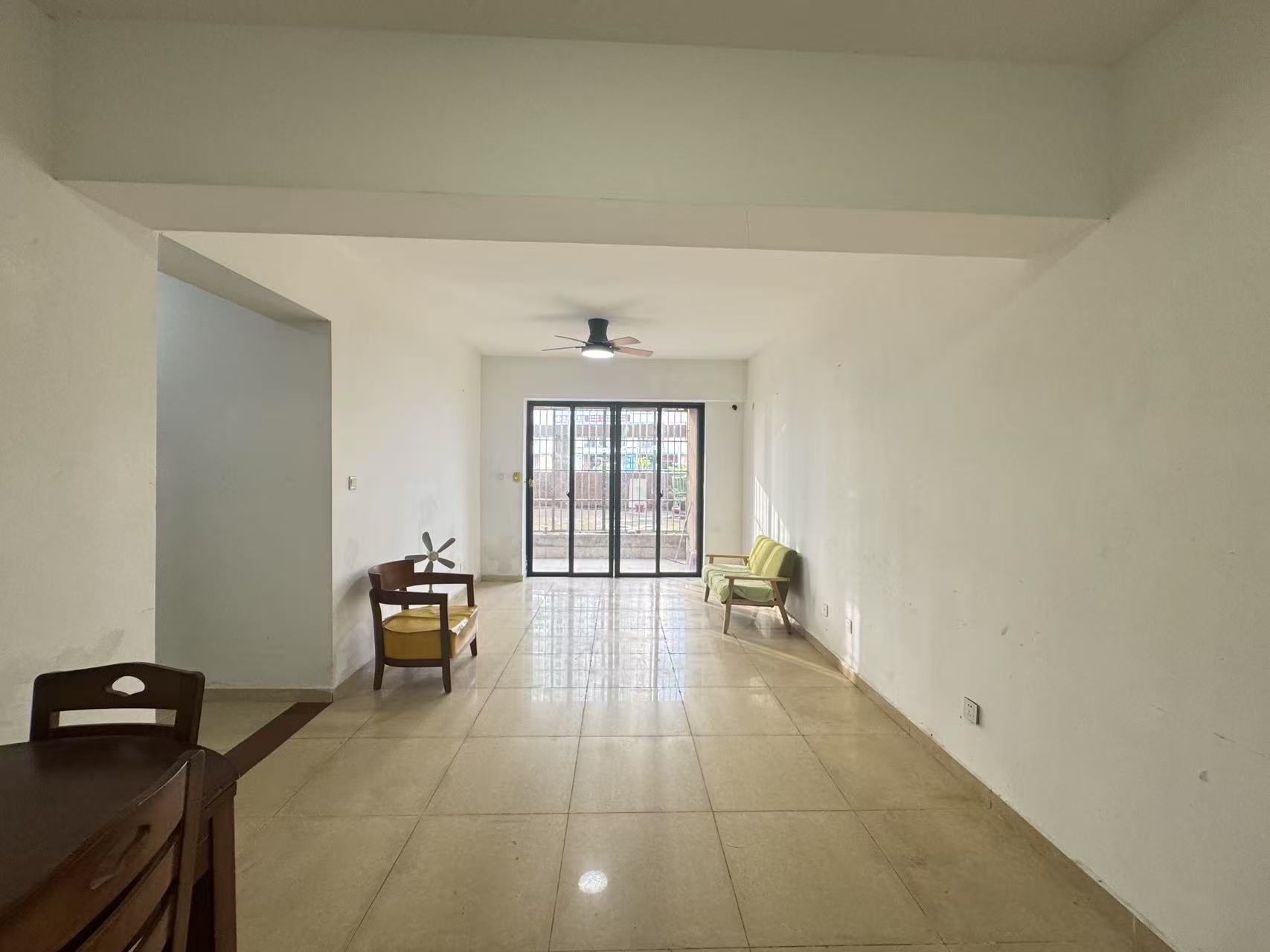 道客和悦坊 3室2厅2卫 2600.0元/月 道客和悦坊 3室2厅2卫 2600.0元/月室内图