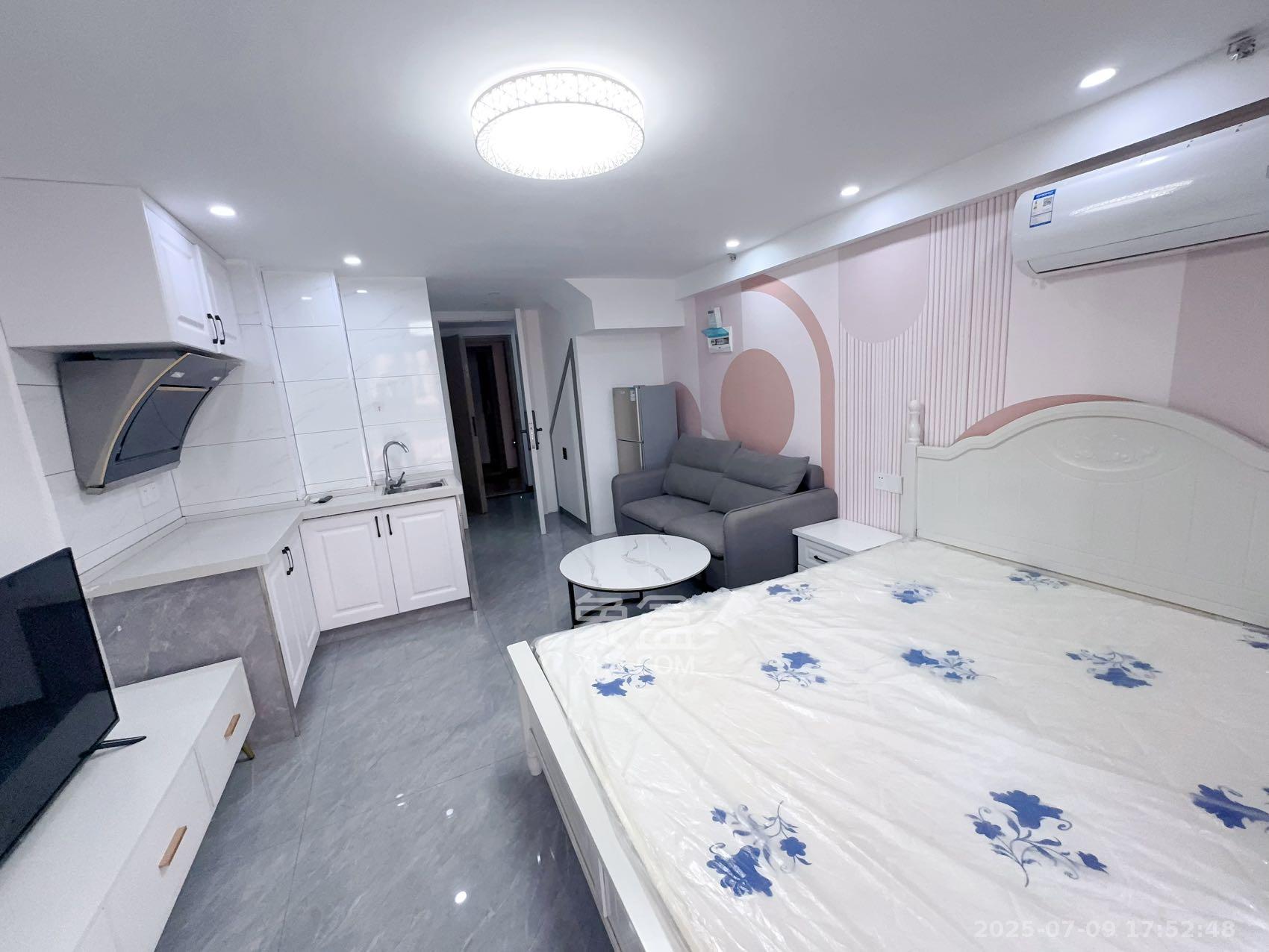 金地中交麓谷香颂(金地中交雅苑)  1室1厅1卫    1350.0元/月 金地中交麓谷香颂(金地中交雅苑)  1室1厅1卫    1350.0元/月室内图