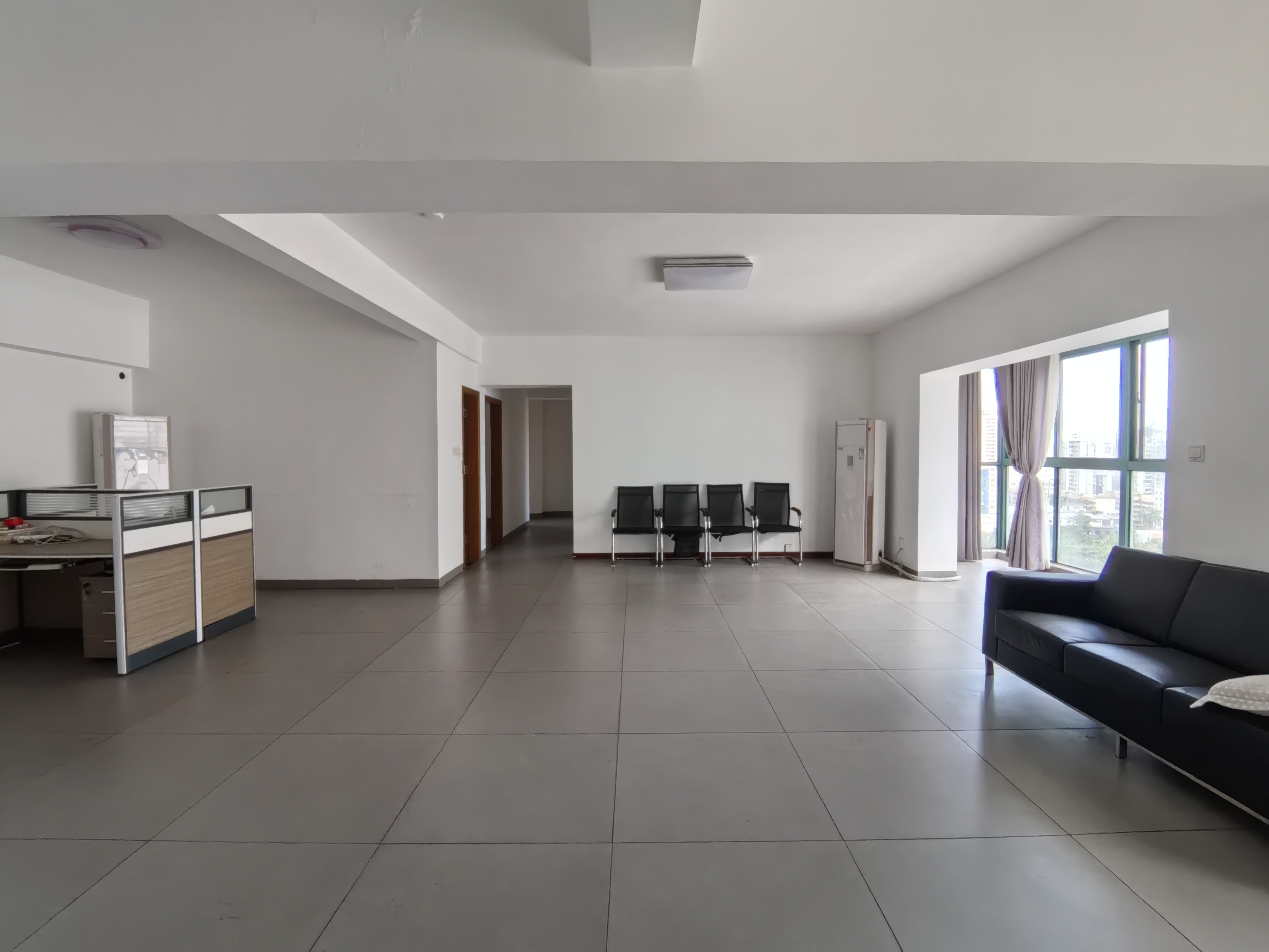 国机中洋公馆  4室2厅2卫    5500.0元/月 国机中洋公馆  4室2厅2卫    5500.0元/月室内图