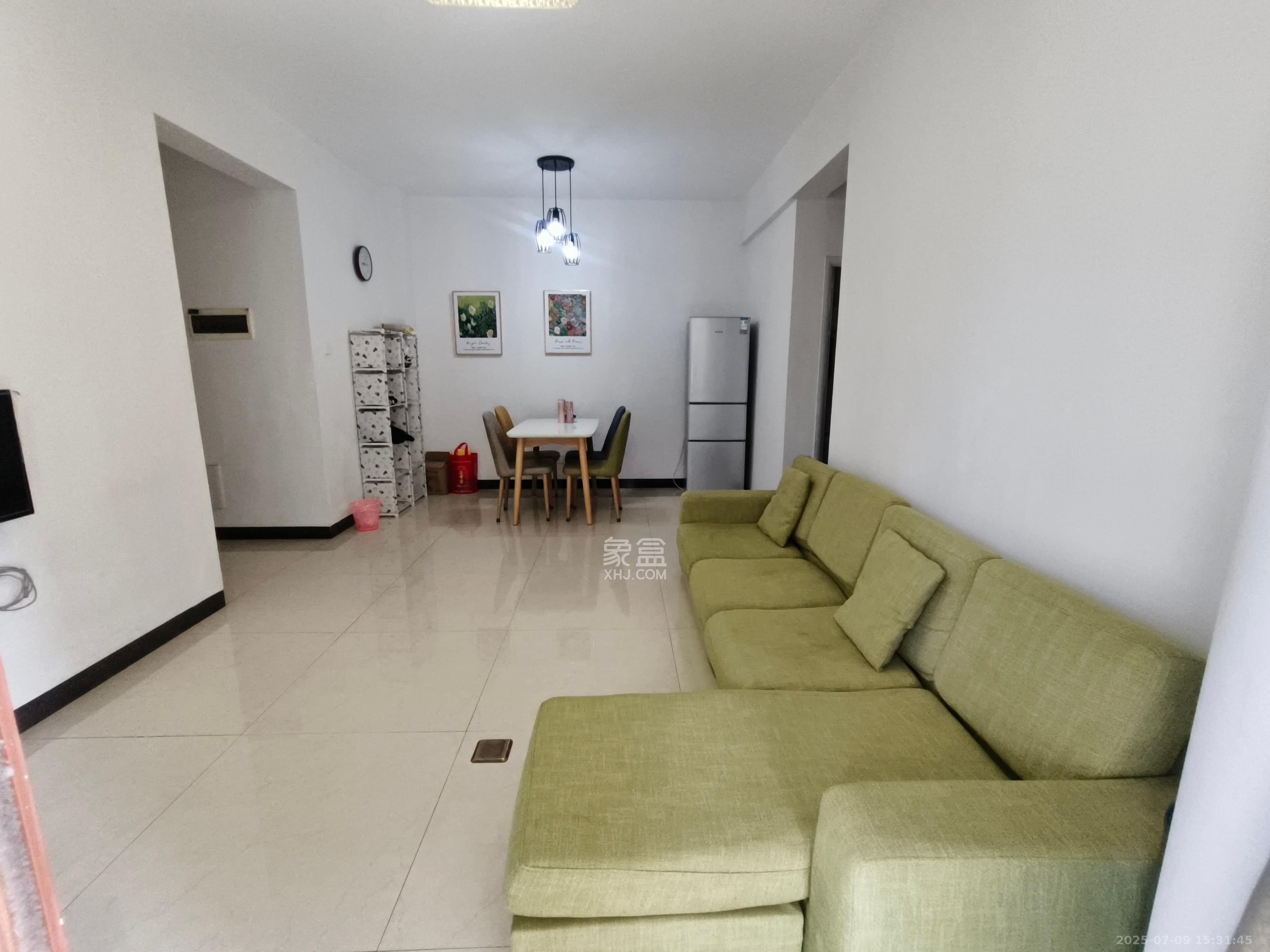 万里时代 3室2厅1卫 2700.0元/月 万里时代 3室2厅1卫 2700.0元/月室内图