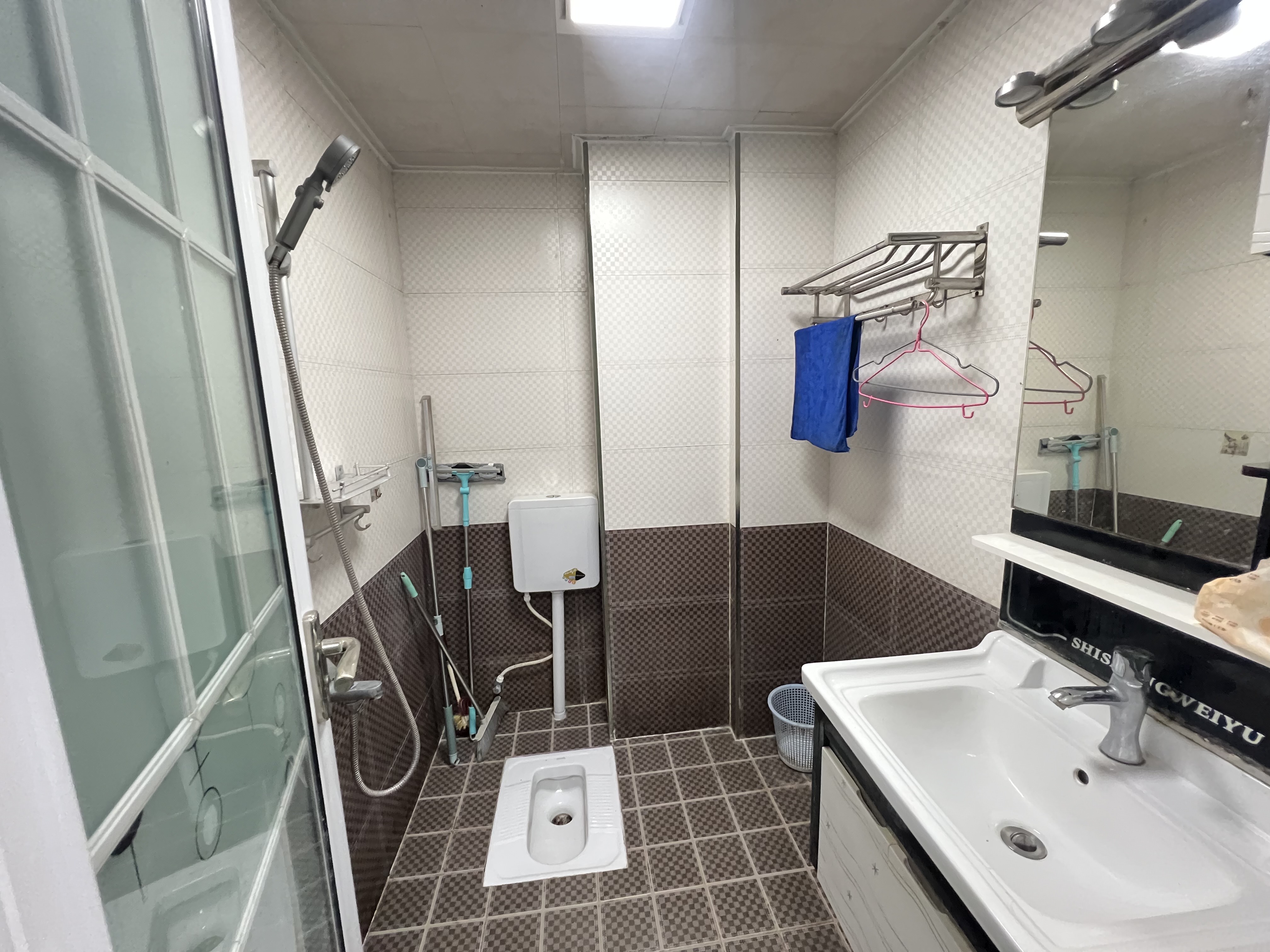 上城世家  1室1厅1卫    22.8万 上城世家  1室1厅1卫    22.8万客厅