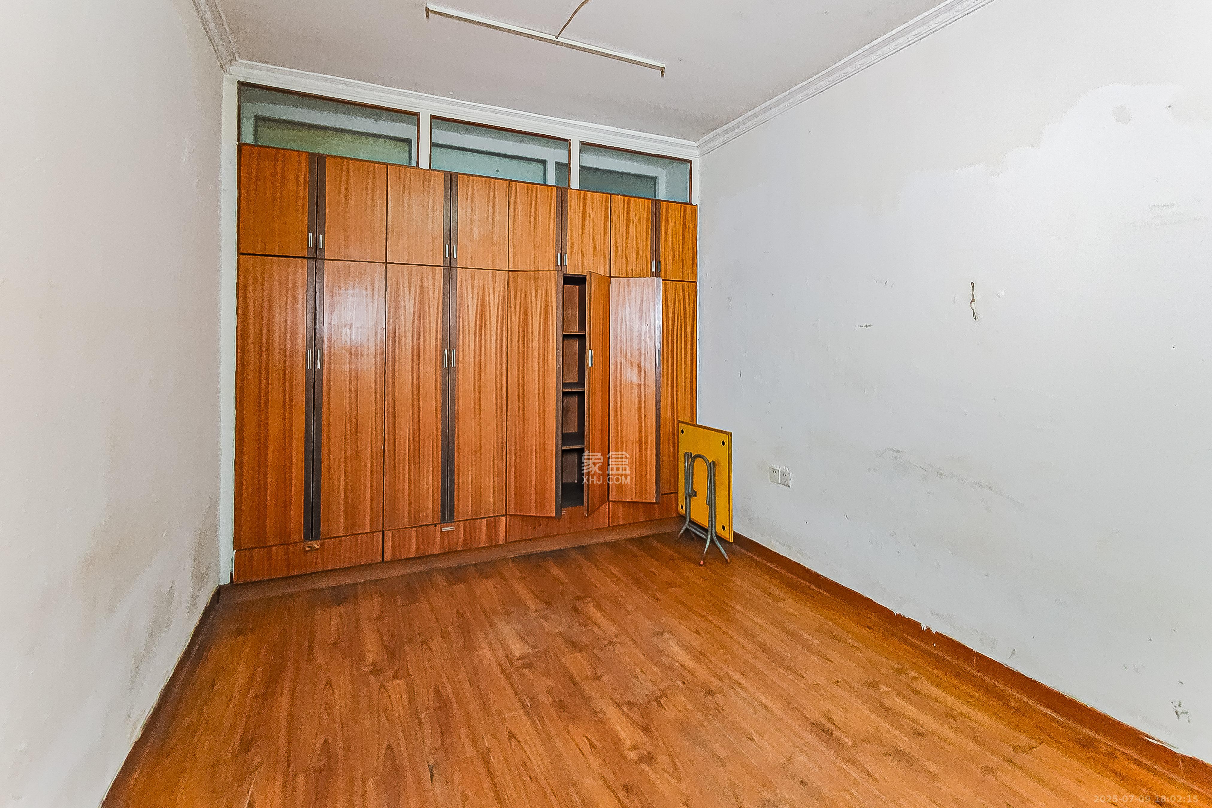 省水院宿舍 3室1厅1卫 60.8万 省水院宿舍 3室1厅1卫 60.8万卧室