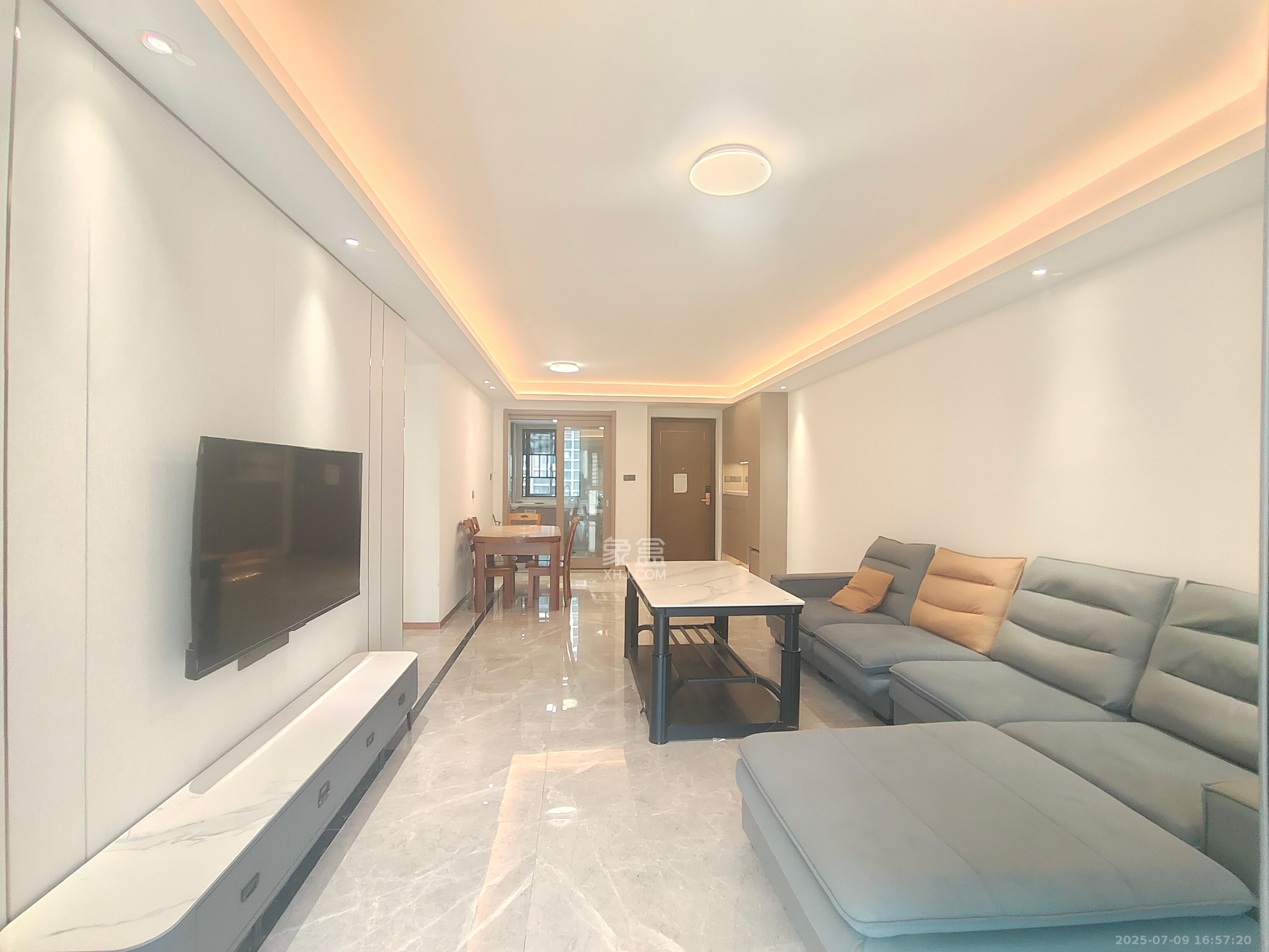 旭辉雨花郡 4室1厅2卫 4300.0元/月 旭辉雨花郡 4室1厅2卫 4300.0元/月室内图