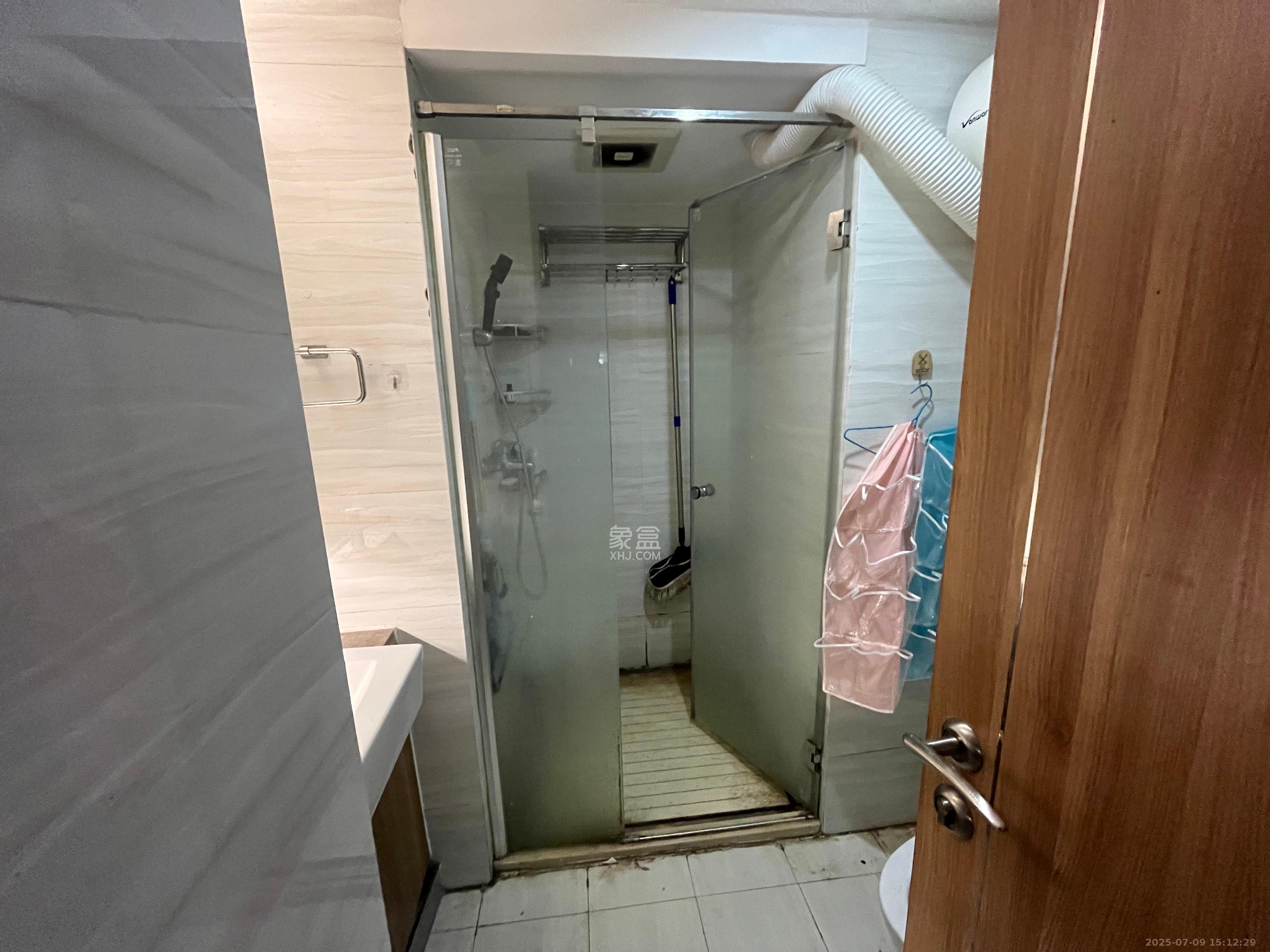 奥林匹克花园贡院三期 1室0厅0卫 1400.0元/月 奥林匹克花园贡院三期 1室0厅0卫 1400.0元/月室内图