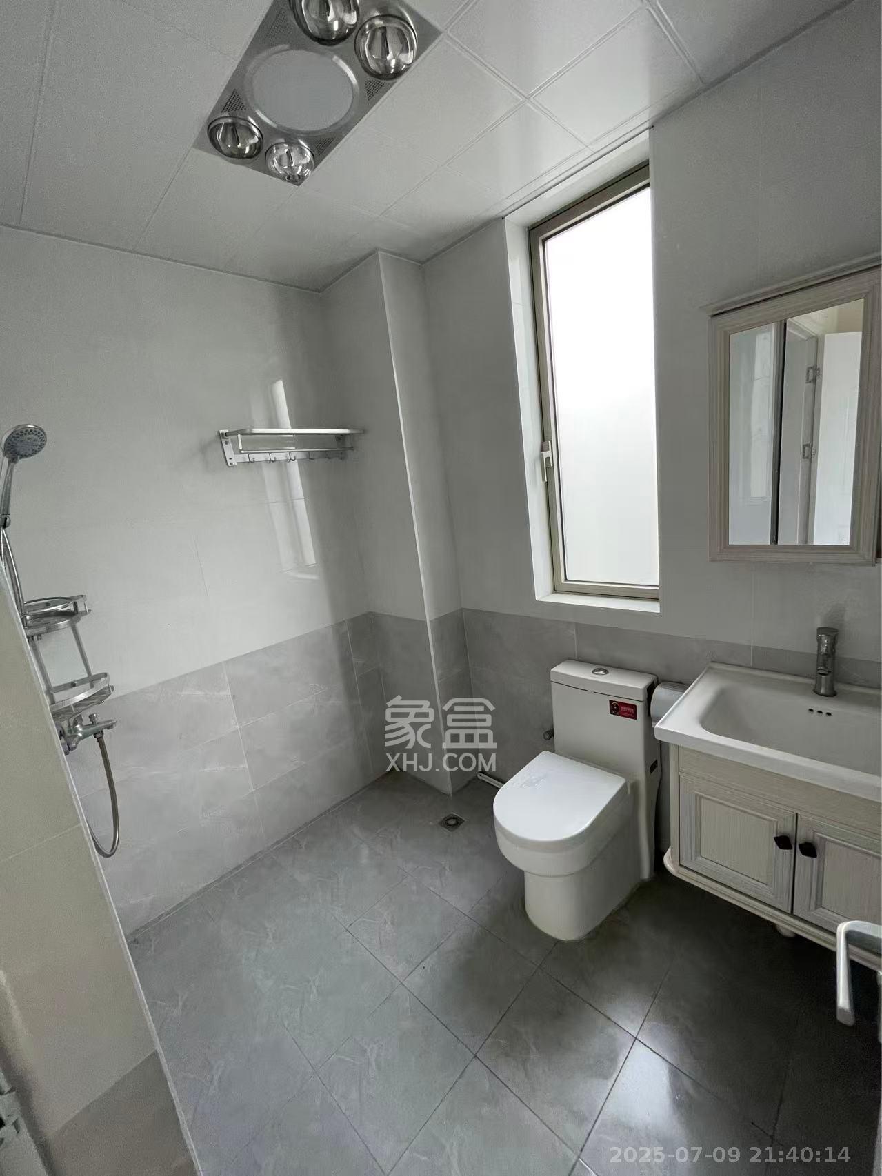 梅溪湖金茂湾  3室2厅1卫    1900.0元/月室内图