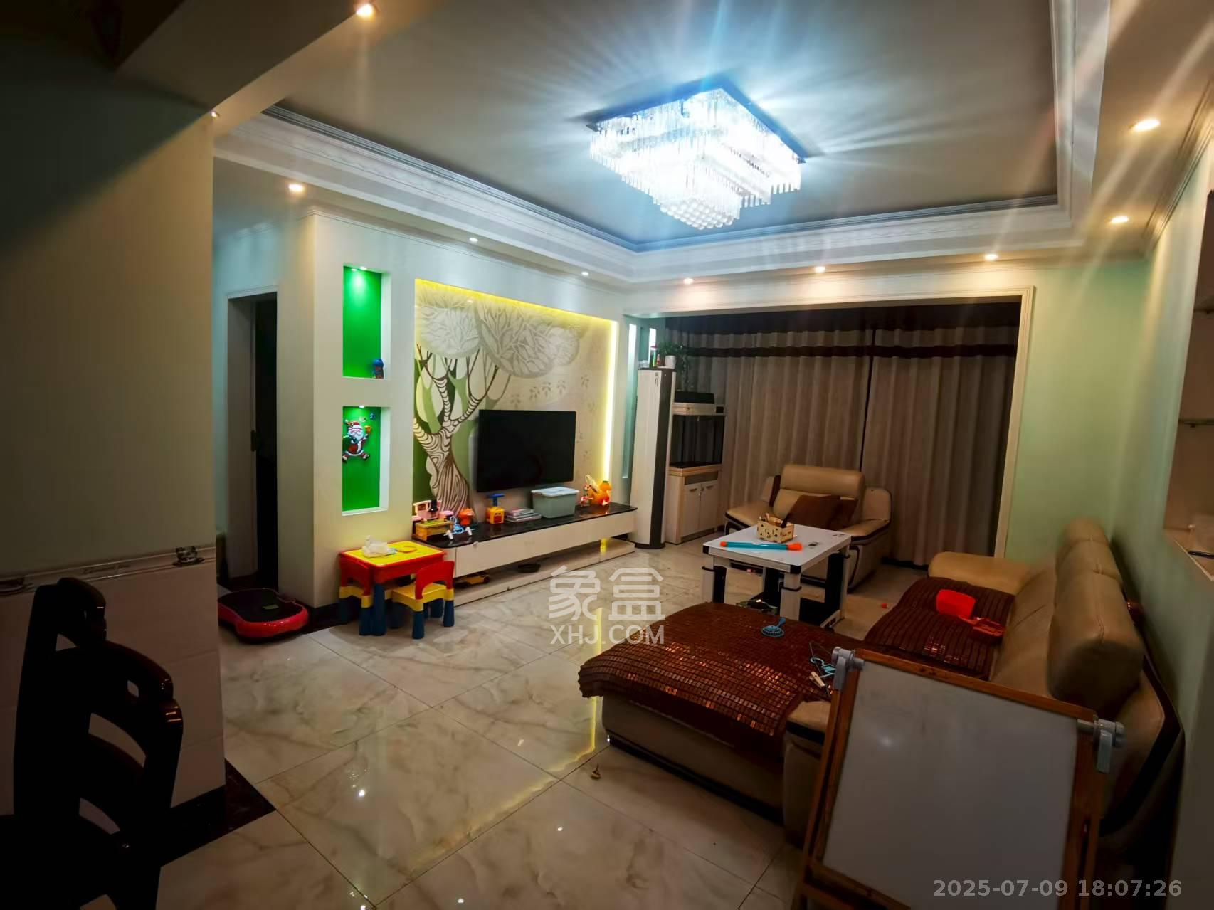 江山帝景雅典  3室2厅1卫    2200.0元/月 江山帝景雅典  3室2厅1卫    2200.0元/月室内图