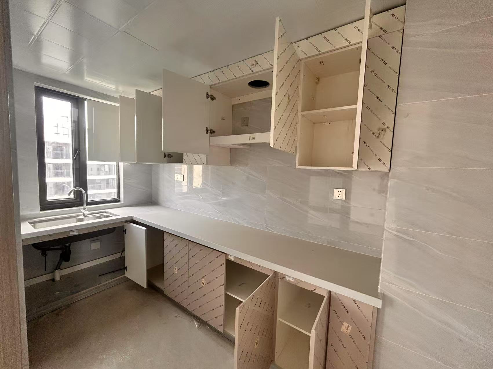 碧桂园华府(碧桂园五期)  4室2厅2卫    2000.0元/月 碧桂园华府(碧桂园五期)  4室2厅2卫    2000.0元/月室内图