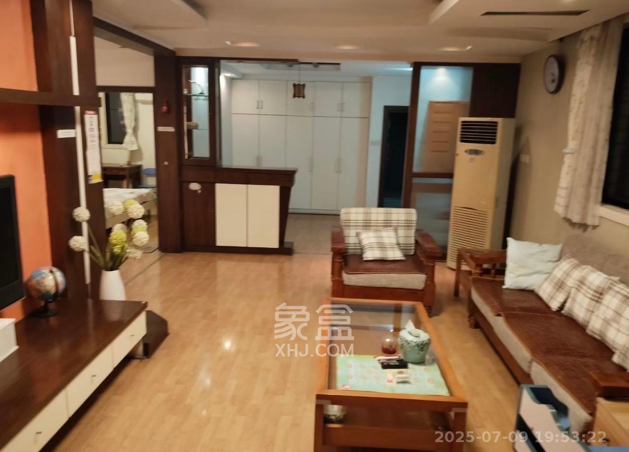 劳动路380号（建设银行宿舍）  3室2厅1卫   4000.00元/月室内图