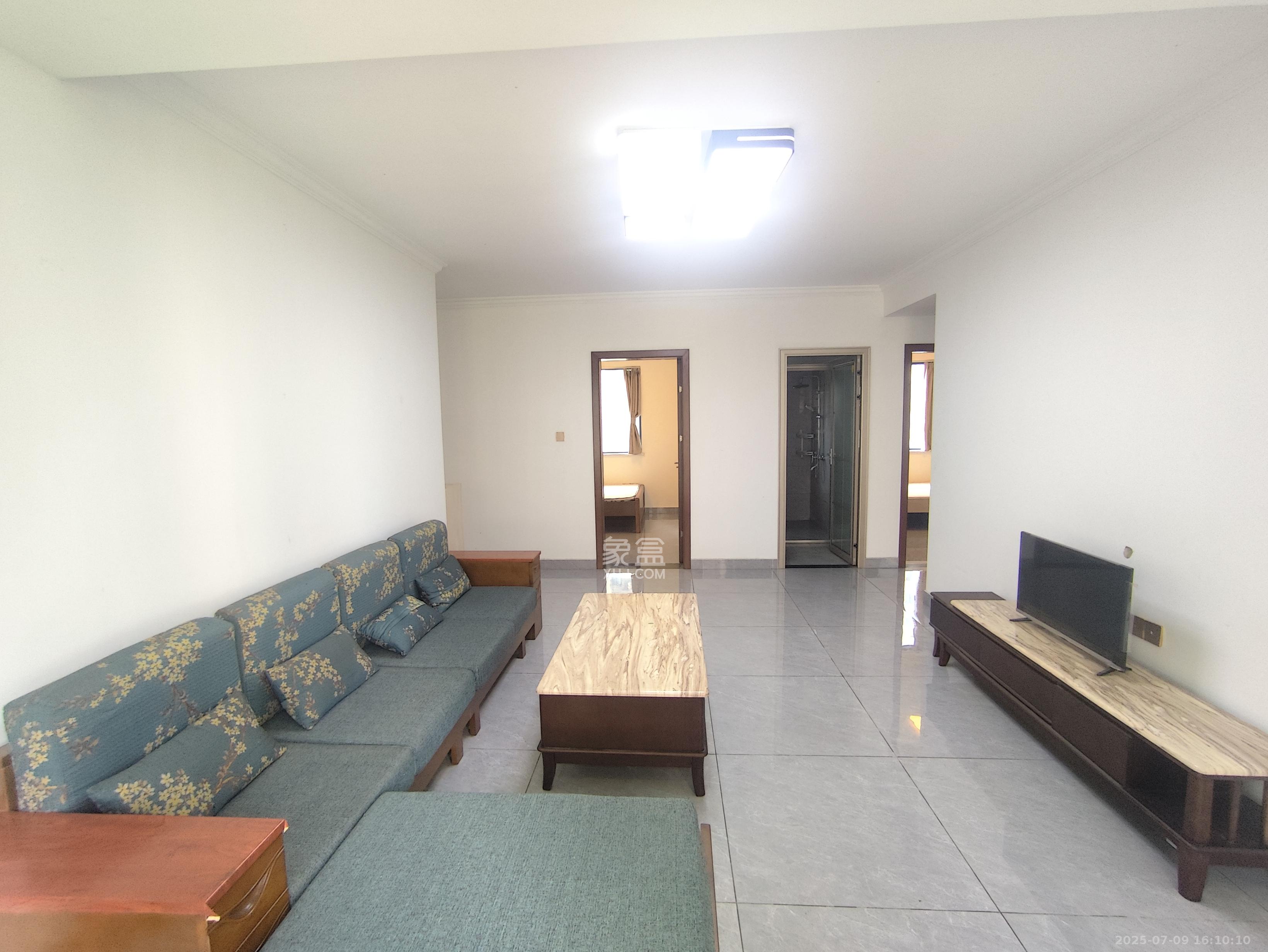 长房云时代  3室2厅2卫    3000.0元/月室内图