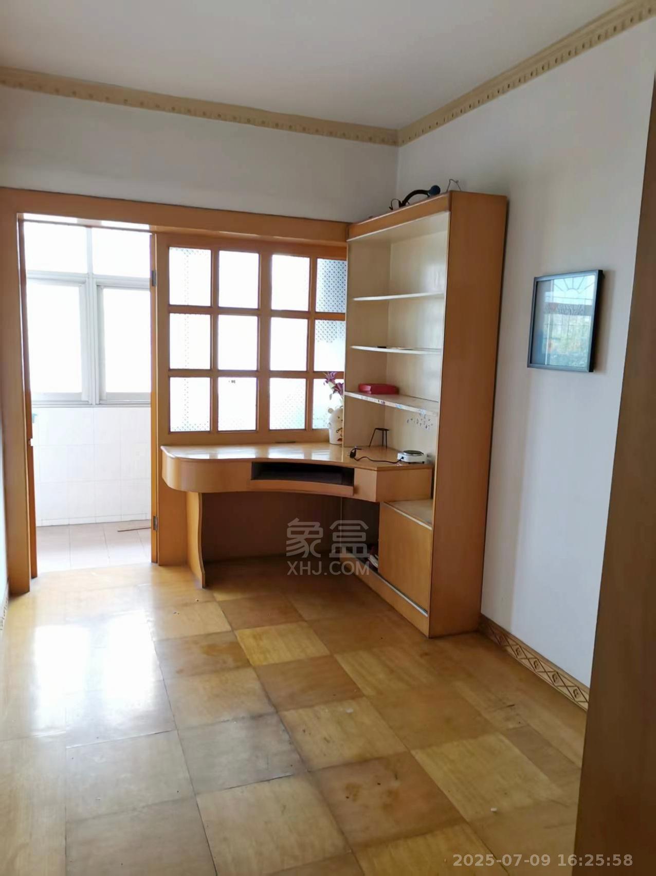 耀华新村  3室2厅1卫    1200.0元/月 耀华新村  3室2厅1卫    1200.0元/月室内图