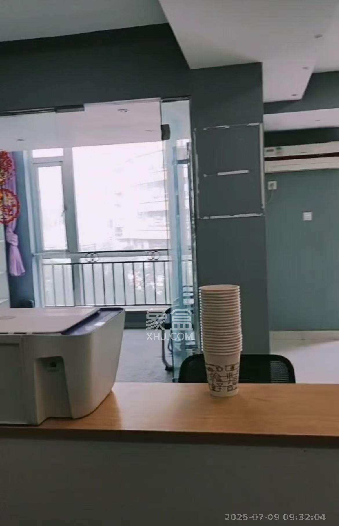 长城华都 2室2厅1卫 2000.0元/月 长城华都 2室2厅1卫 2000.0元/月室内图