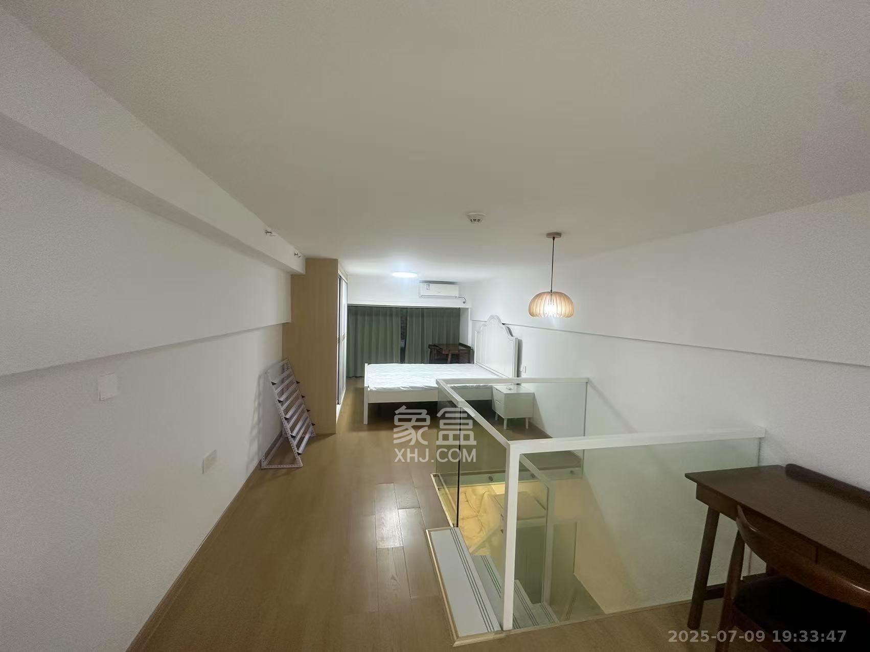 金茂建发泊悦 2室1厅1卫 1800.0元/月 金茂建发泊悦 2室1厅1卫 1800.0元/月室内图