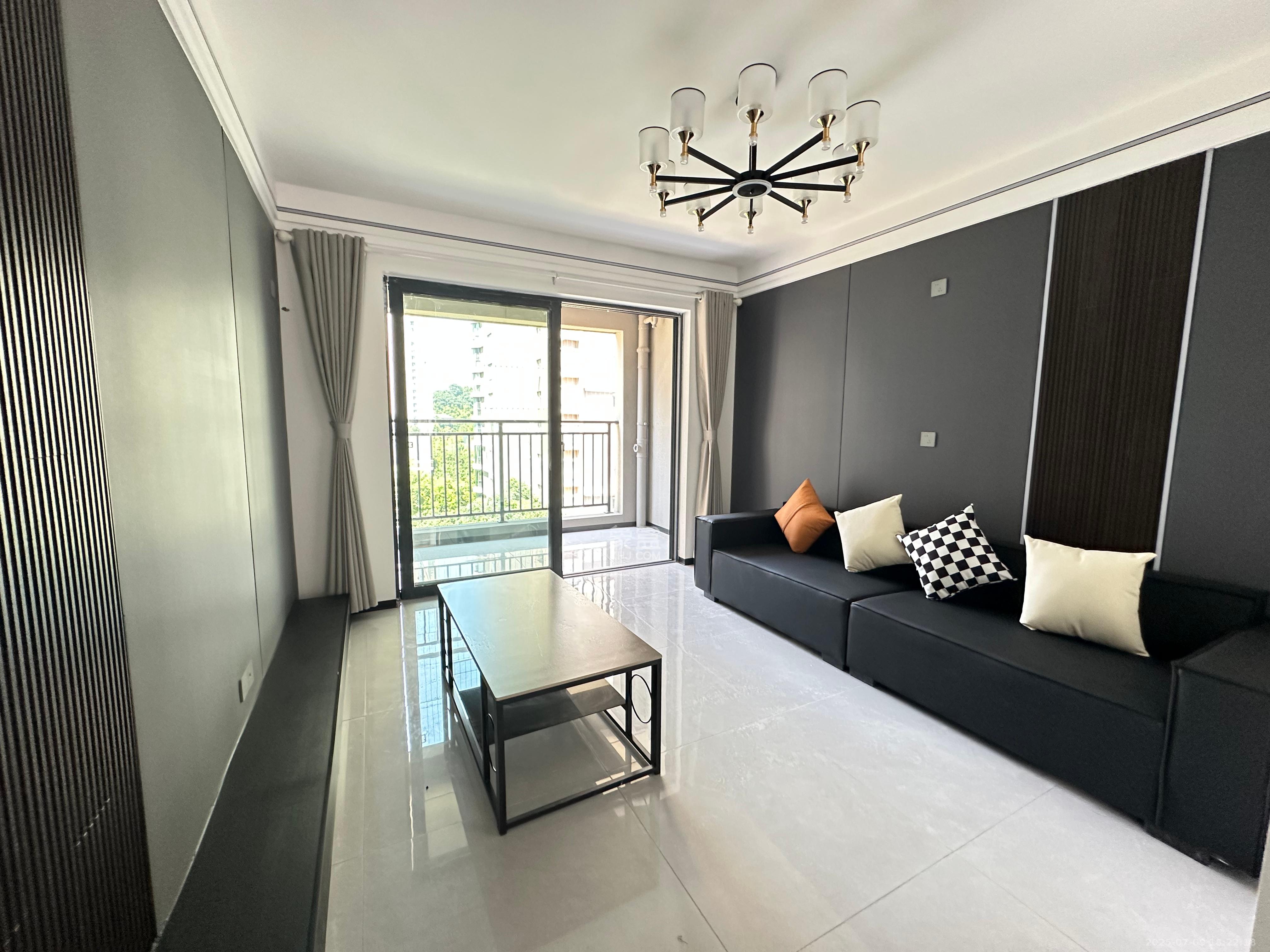 周南学府  2室2厅1卫    2200.0元/月 周南学府  2室2厅1卫    2200.0元/月室内图1