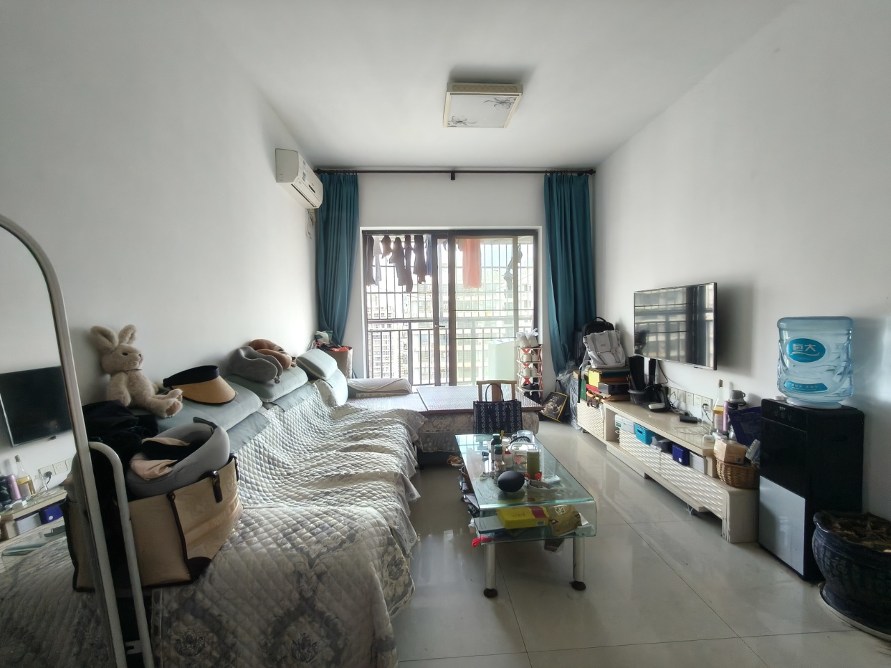 椰岛广场  1室1厅1卫    94.0万 椰岛广场  1室1厅1卫    94.0万室内图