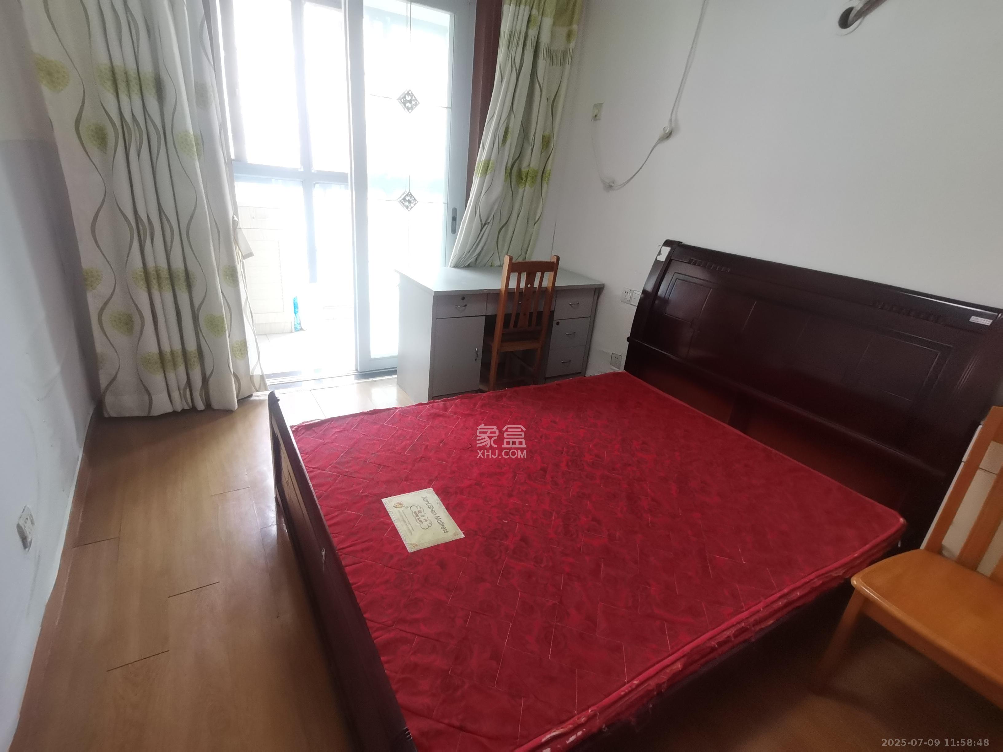 西子湖畔沃府  4室2厅2卫   2800.00元/月室内图