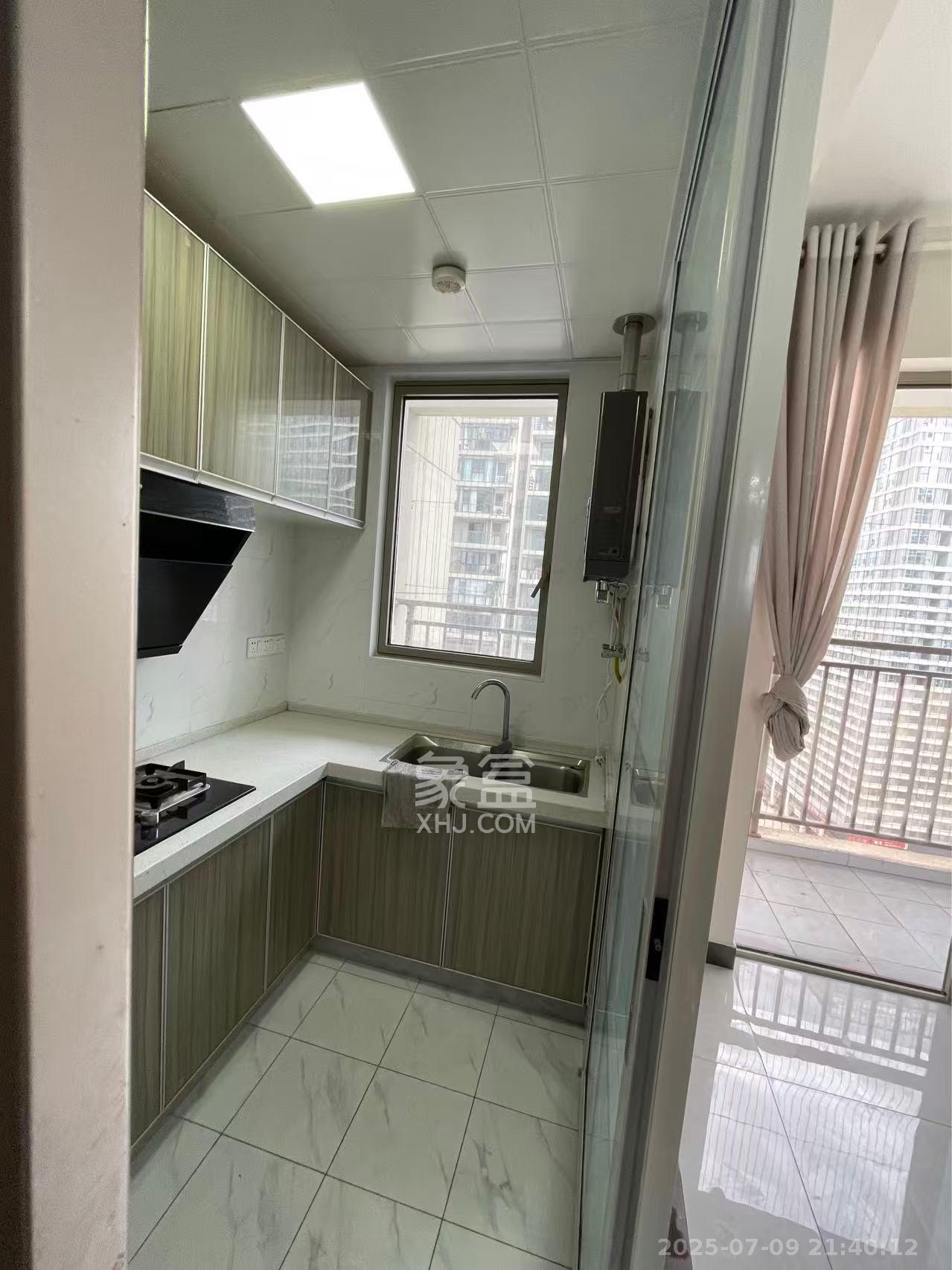 梅溪湖金茂湾  3室2厅1卫    1900.0元/月室内图