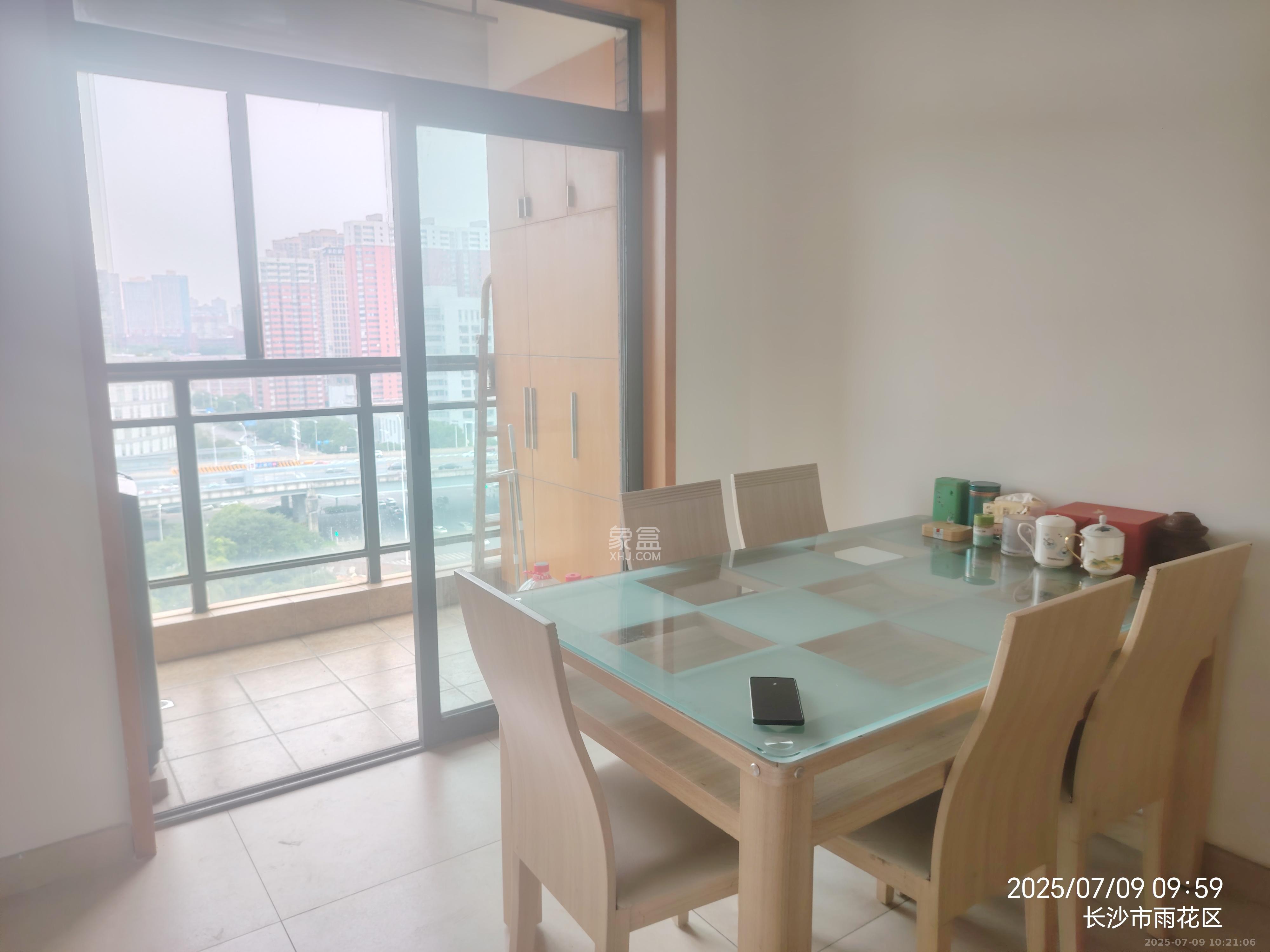 奥林匹克花园 3室2厅2卫 2800.0元/月 奥林匹克花园 3室2厅2卫 2800.0元/月室内图