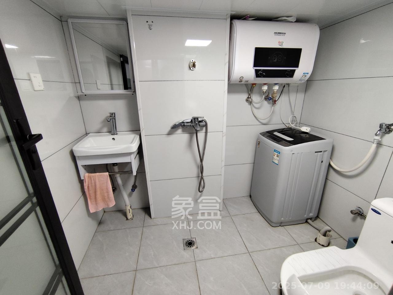 长房时代小镇 1室1厅1卫 1500.0元/月 长房时代小镇 1室1厅1卫 1500.0元/月室内图