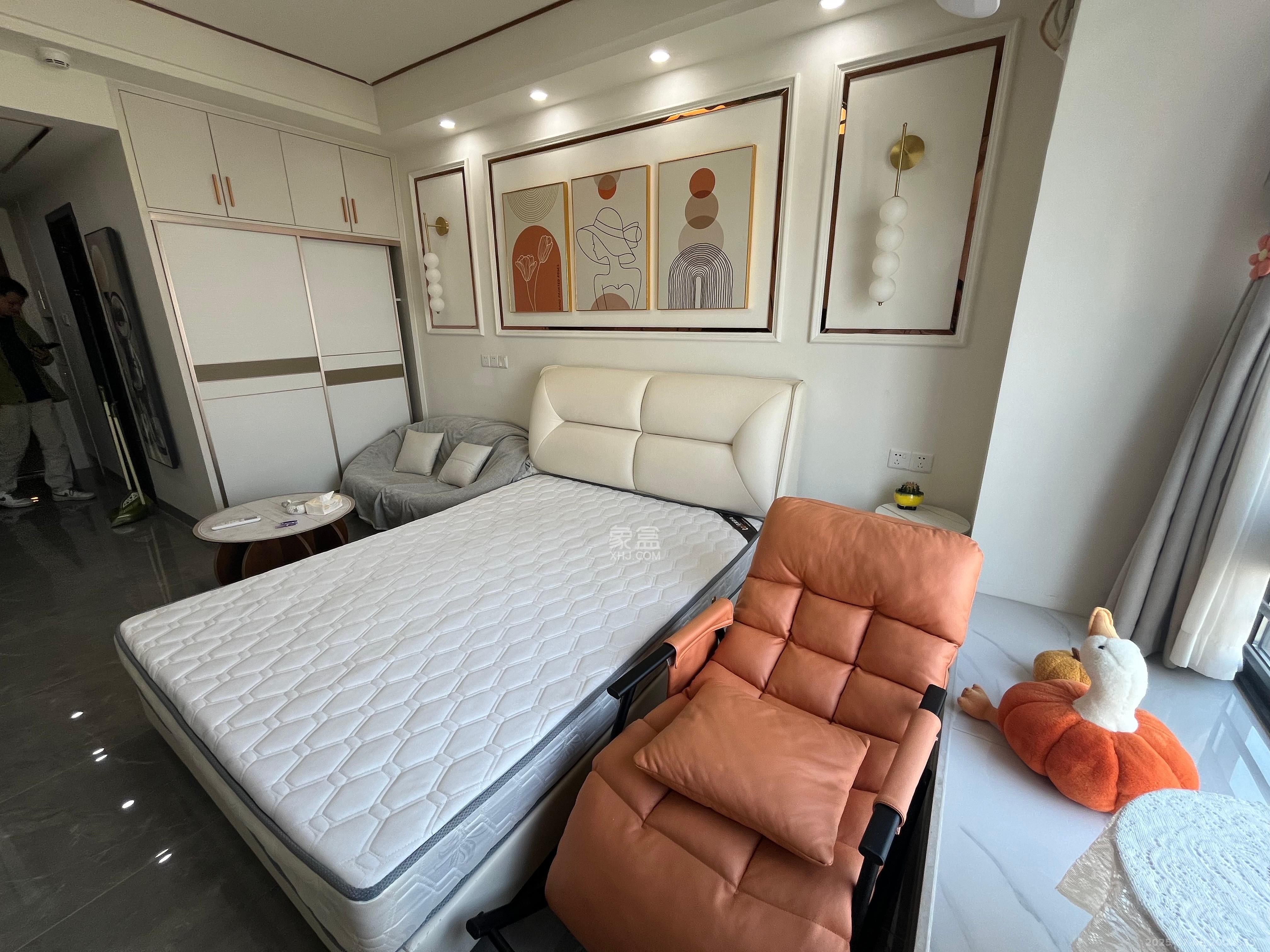 碧桂园城市之光  1室1厅1卫   1800.00元/月室内图