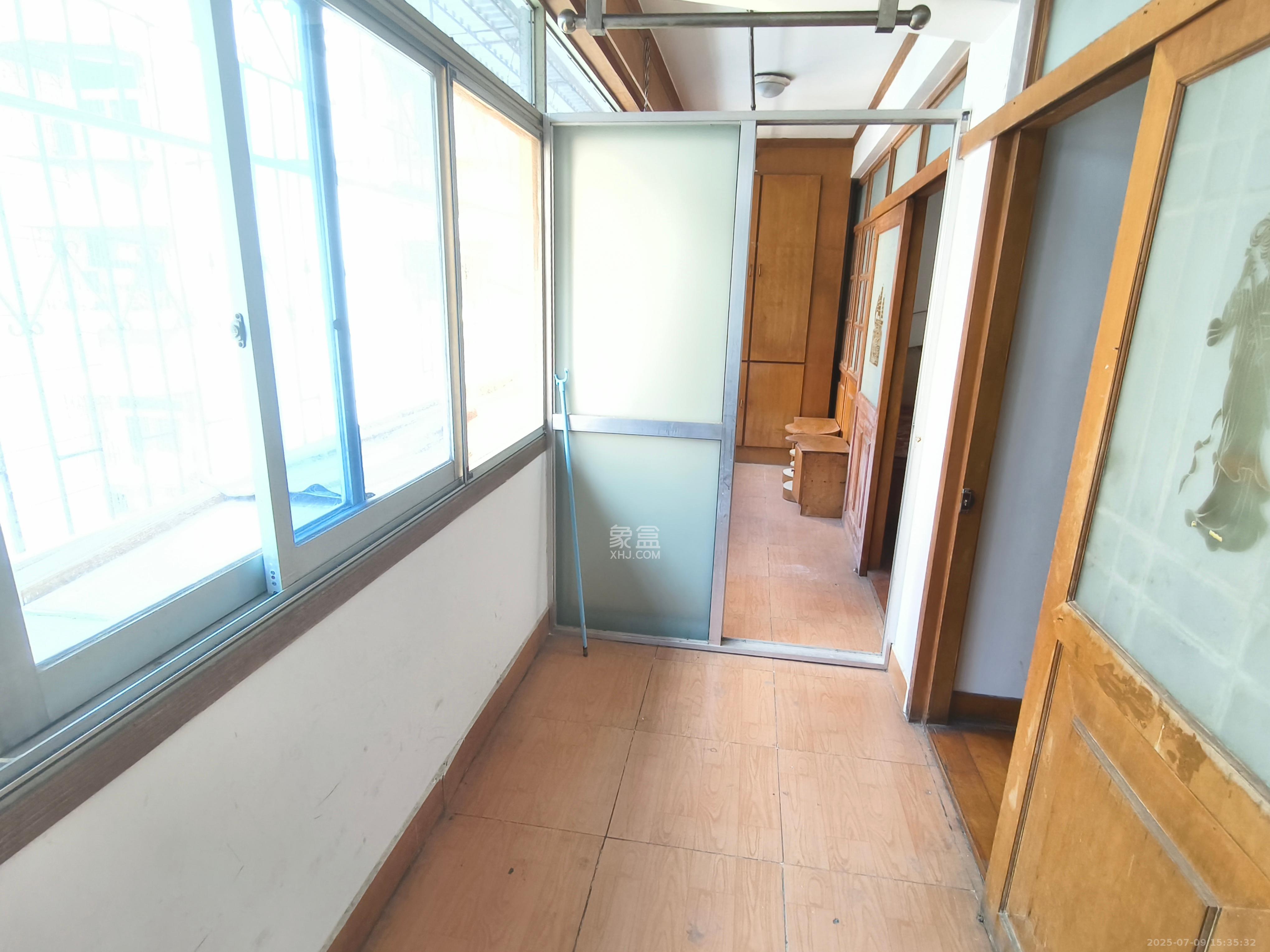 上麻园岭散盘  3室2厅1卫   2100.00元/月室内图