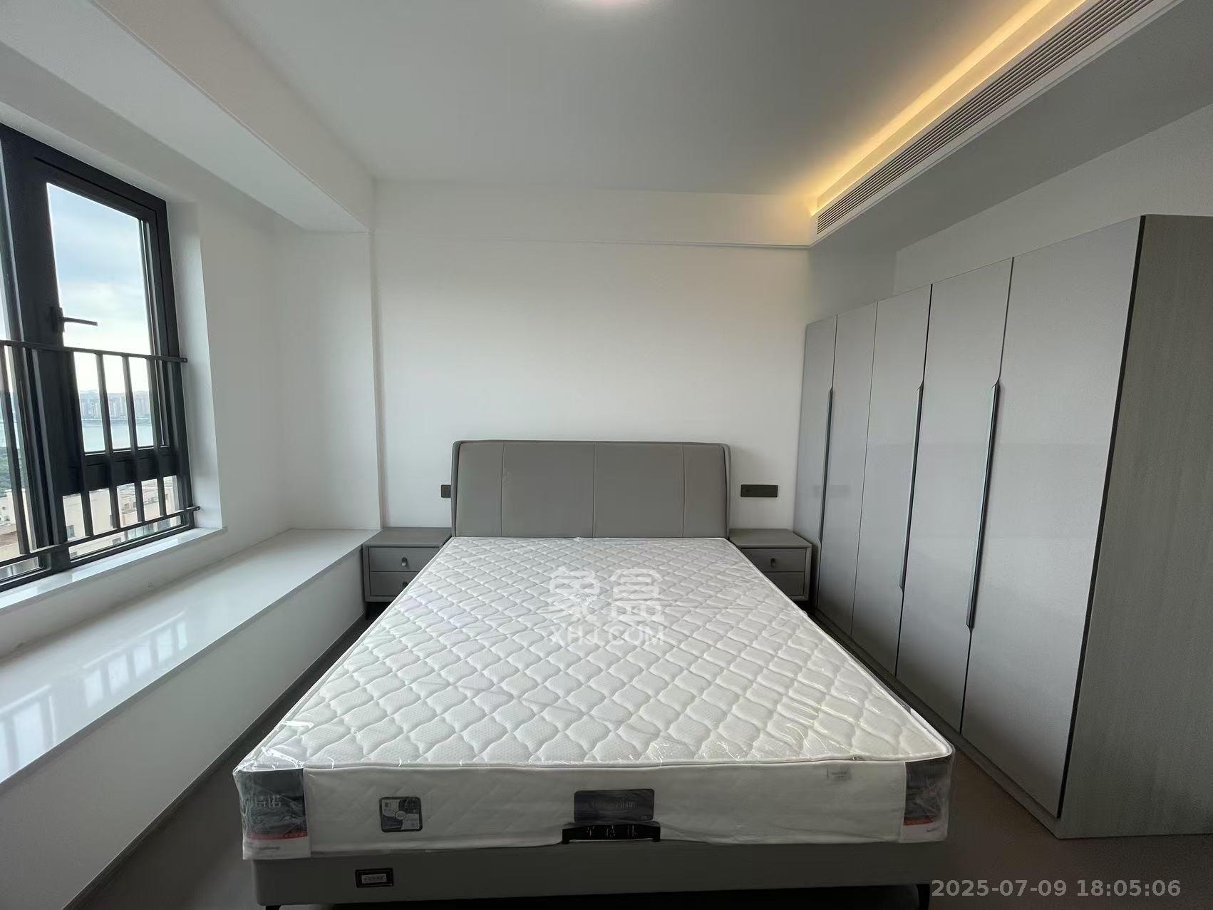 长沙润府B区  4室2厅2卫    6800.0元/月室内图