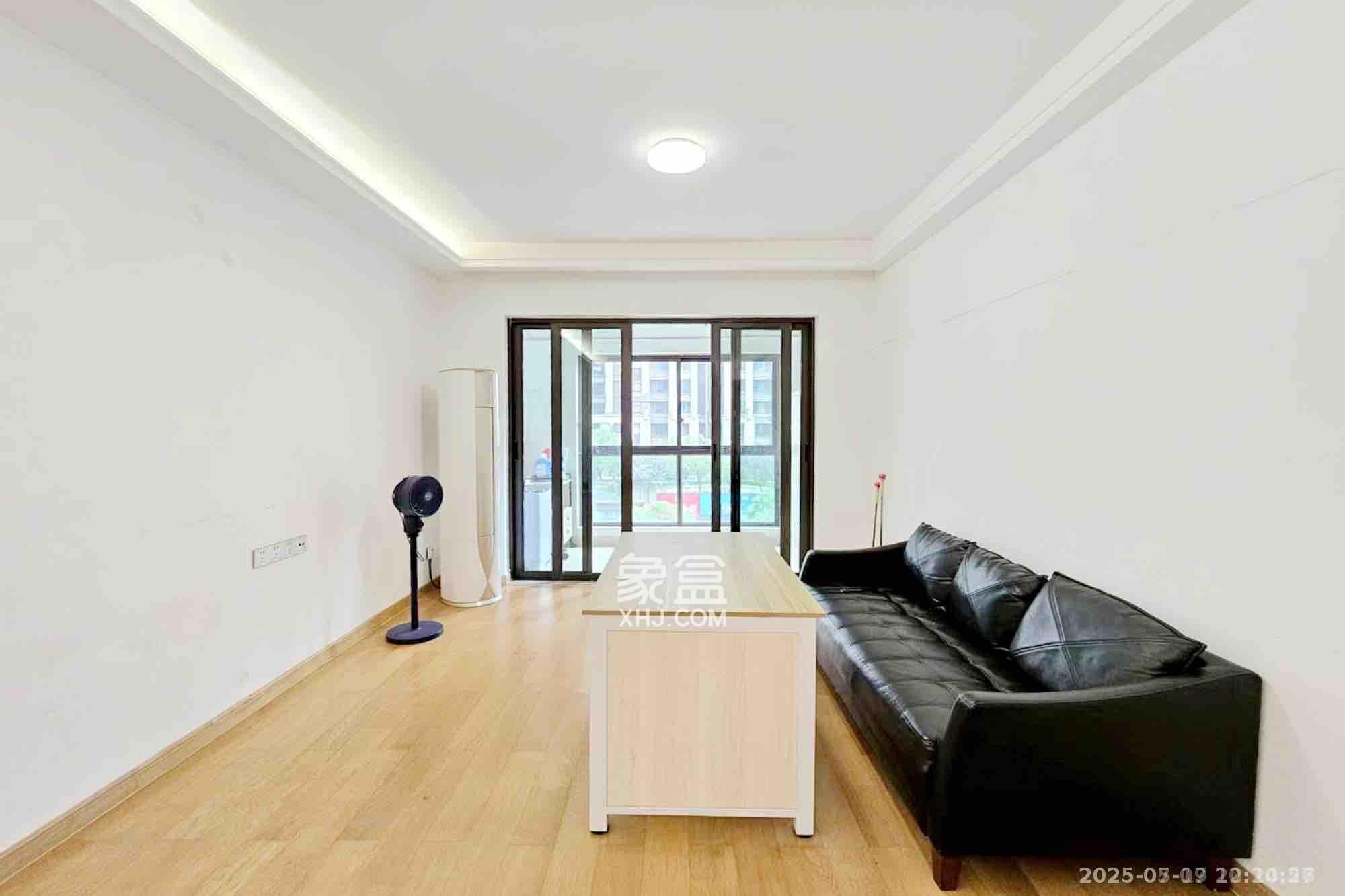 阳光城尚东湾青柠园  3室2厅1卫    2200.0元/月 阳光城尚东湾青柠园  3室2厅1卫    2200.0元/月室内图