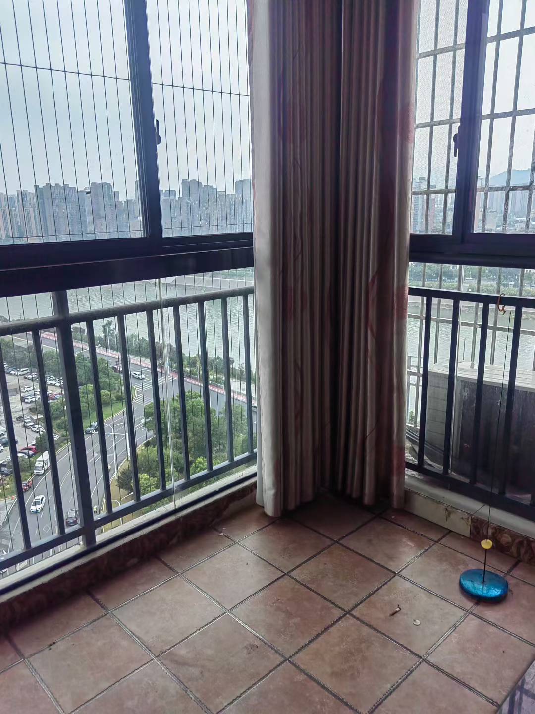 高盛澧园一二期 2室2厅1卫 1500.0元/月 高盛澧园一二期 2室2厅1卫 1500.0元/月室内图