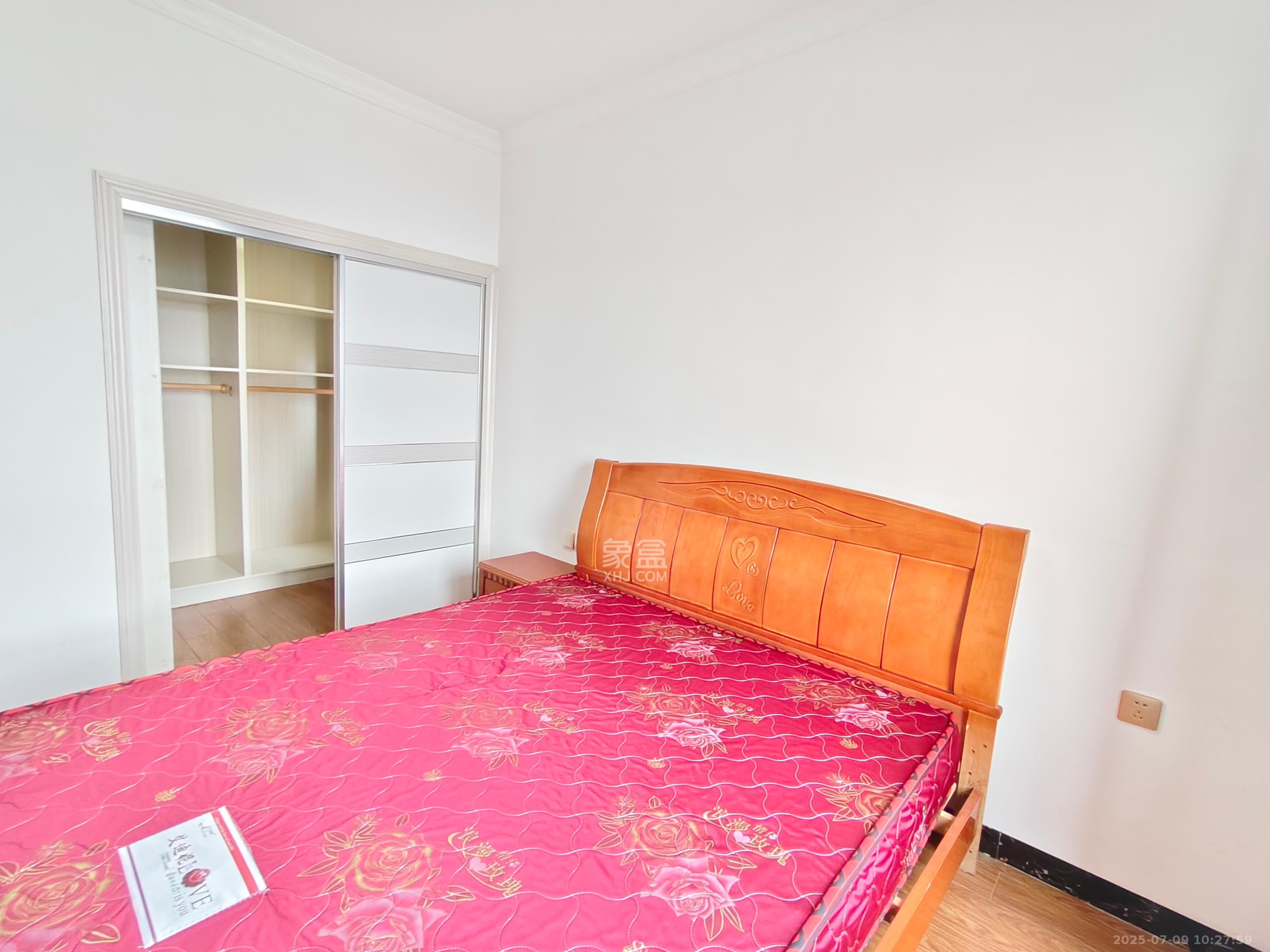 北大资源理想家园  3室2厅2卫    3200.0元/月 北大资源理想家园  3室2厅2卫    3200.0元/月室内图