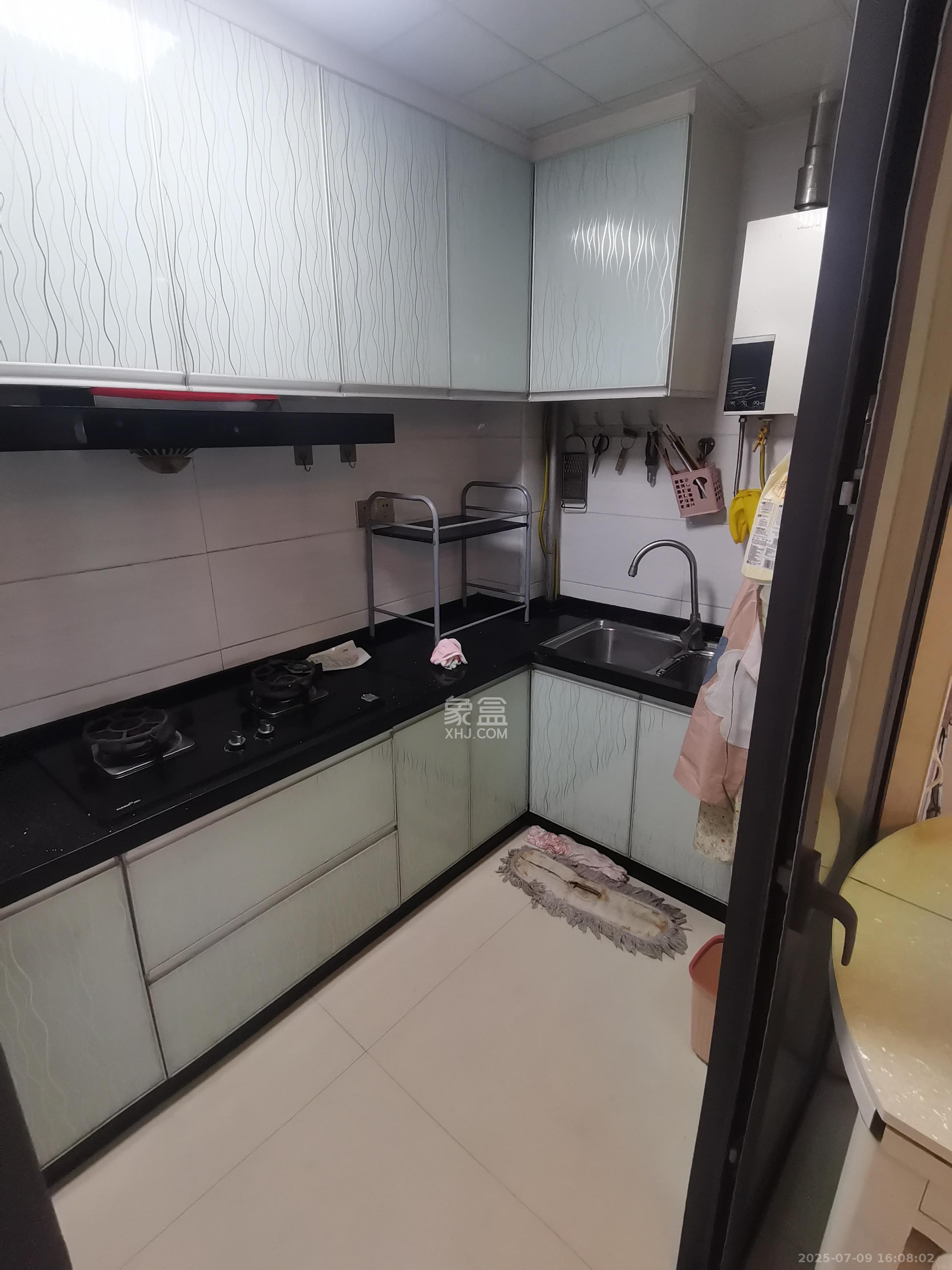 海伦春天  2室2厅1卫    1800.0元/月室内图