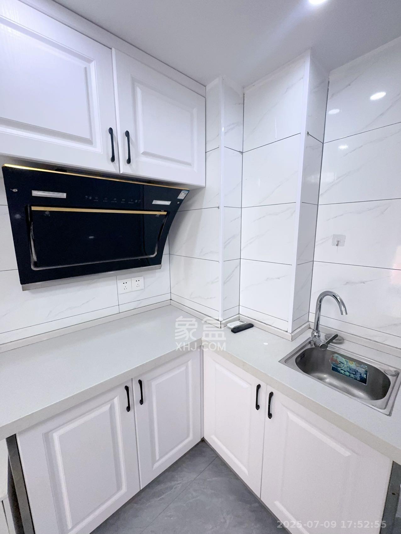 金地中交麓谷香颂(金地中交雅苑)  1室1厅1卫    1350.0元/月 金地中交麓谷香颂(金地中交雅苑)  1室1厅1卫    1350.0元/月室内图