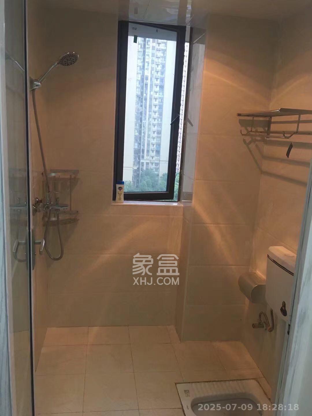 梅溪湖合能璞丽  3室2厅2卫   2400.00元/月室内图