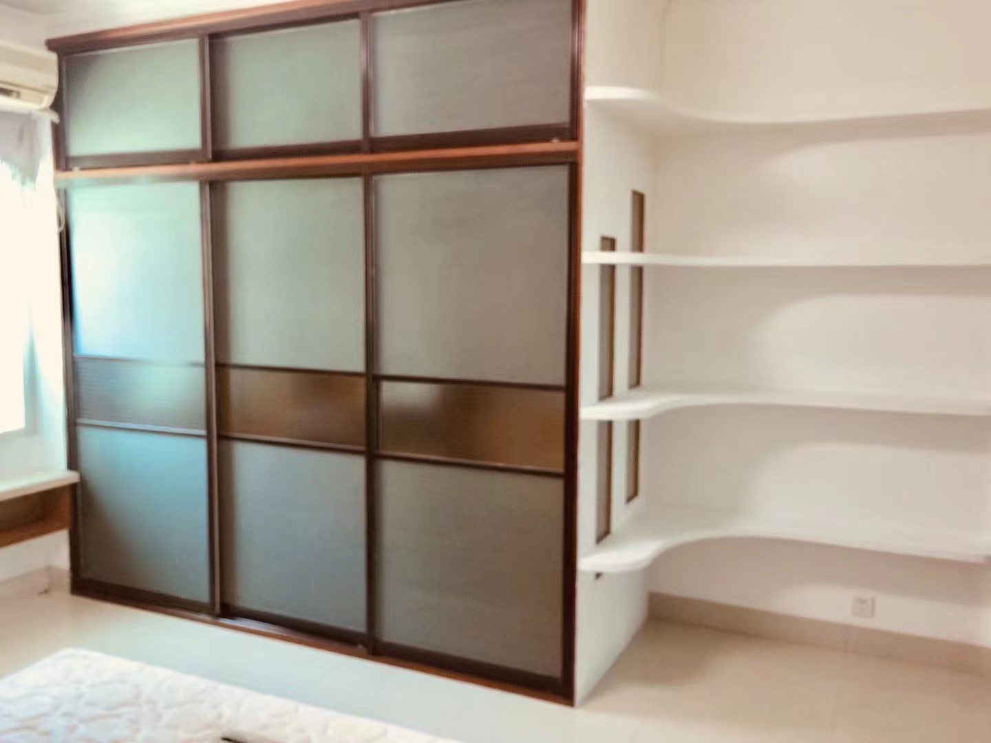 矿冶大厦 3室2厅2卫 2800.0元/月 矿冶大厦 3室2厅2卫 2800.0元/月室内图