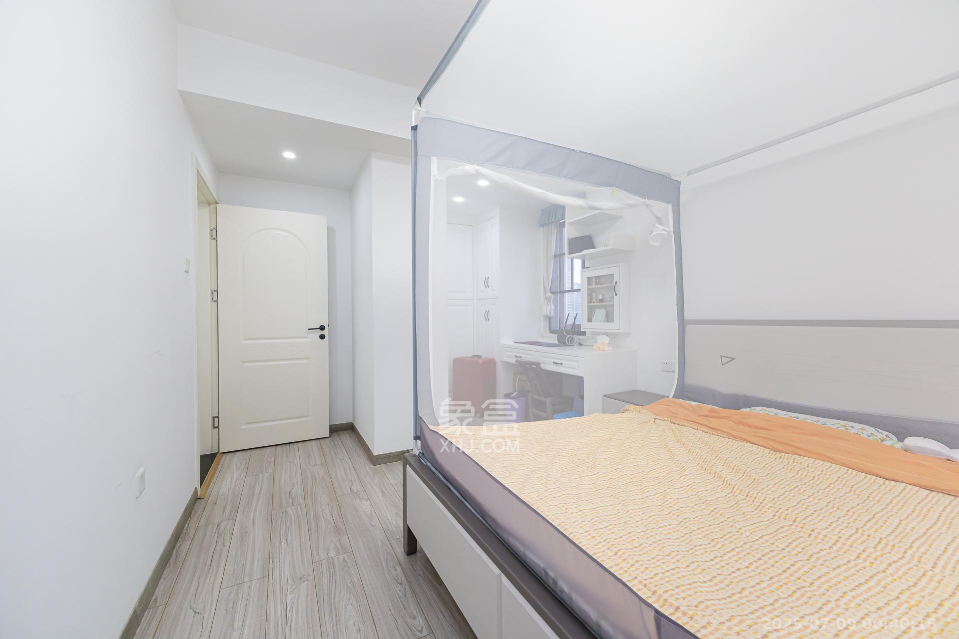 勤诚达境界城 3室2厅2卫 88.0万 勤诚达境界城 3室2厅2卫 88.0万卧室