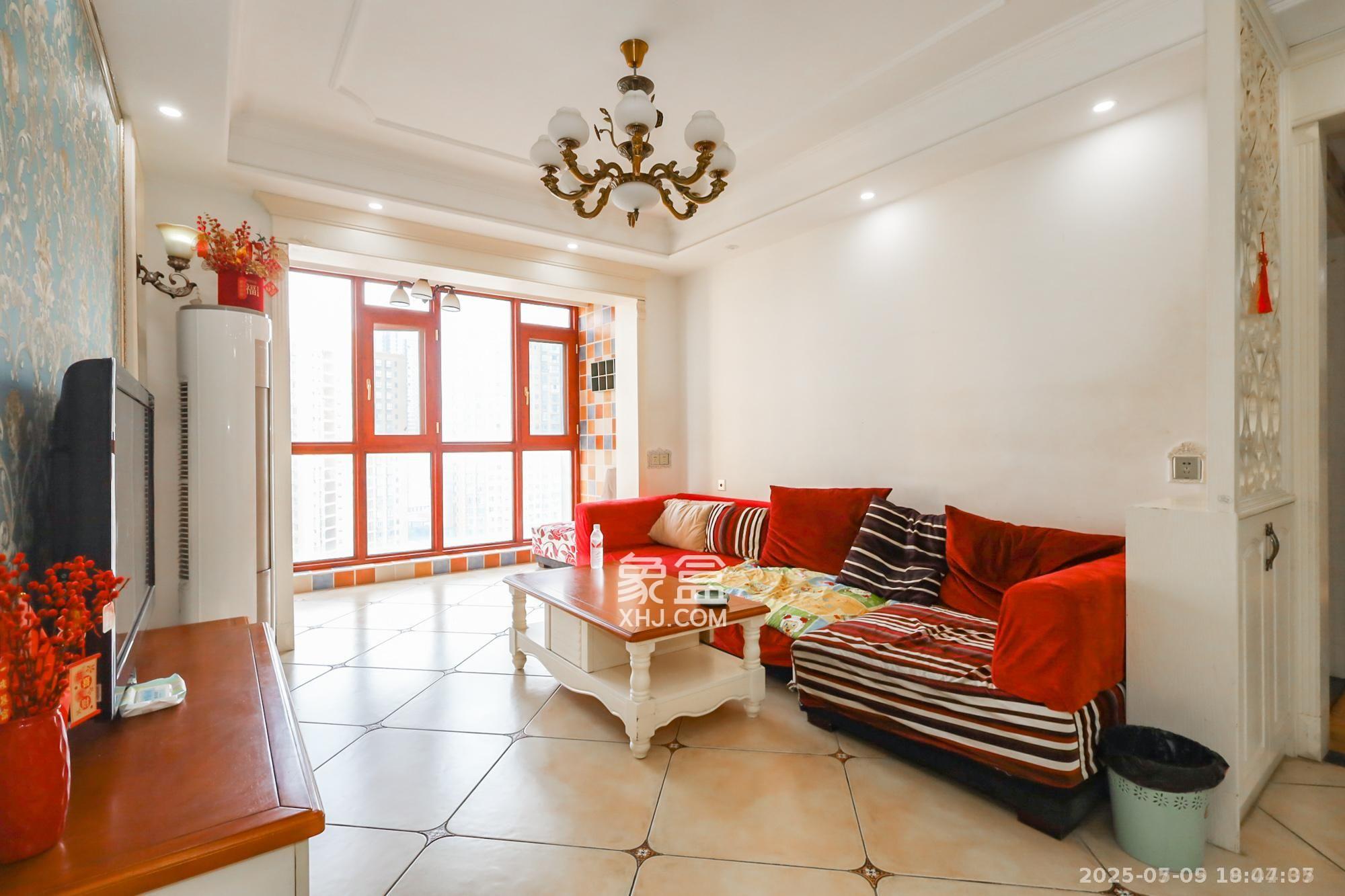 世茂外滩里(世茂铂翠湾三期)  3室2厅1卫    3500.0元/月 世茂外滩里(世茂铂翠湾三期)  3室2厅1卫    3500.0元/月