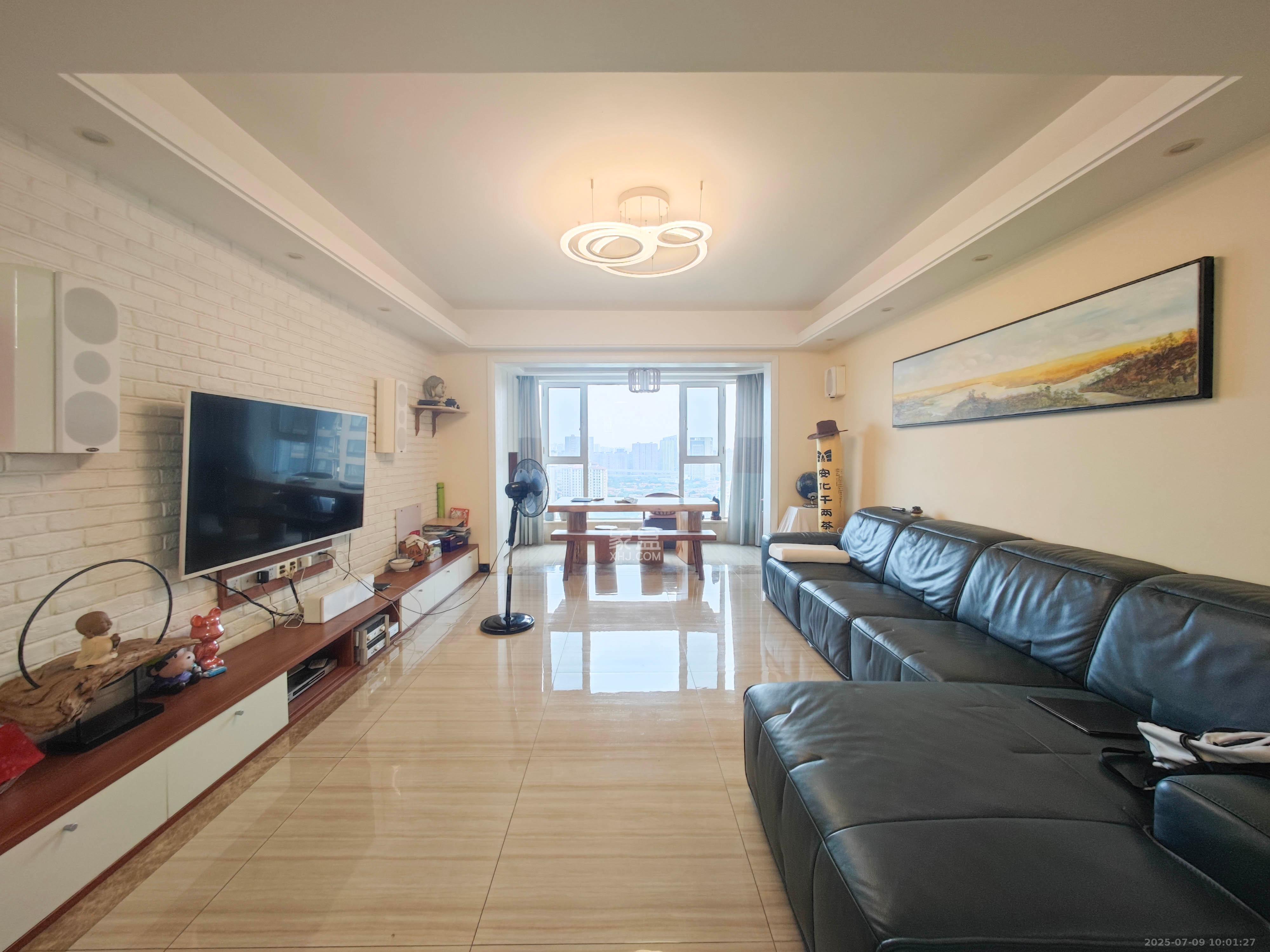 五矿万境水岸二期(五矿万境水岸和苑)  4室2厅2卫    268.0万 五矿万境水岸二期(五矿万境水岸和苑)  4室2厅2卫    268.0万客厅