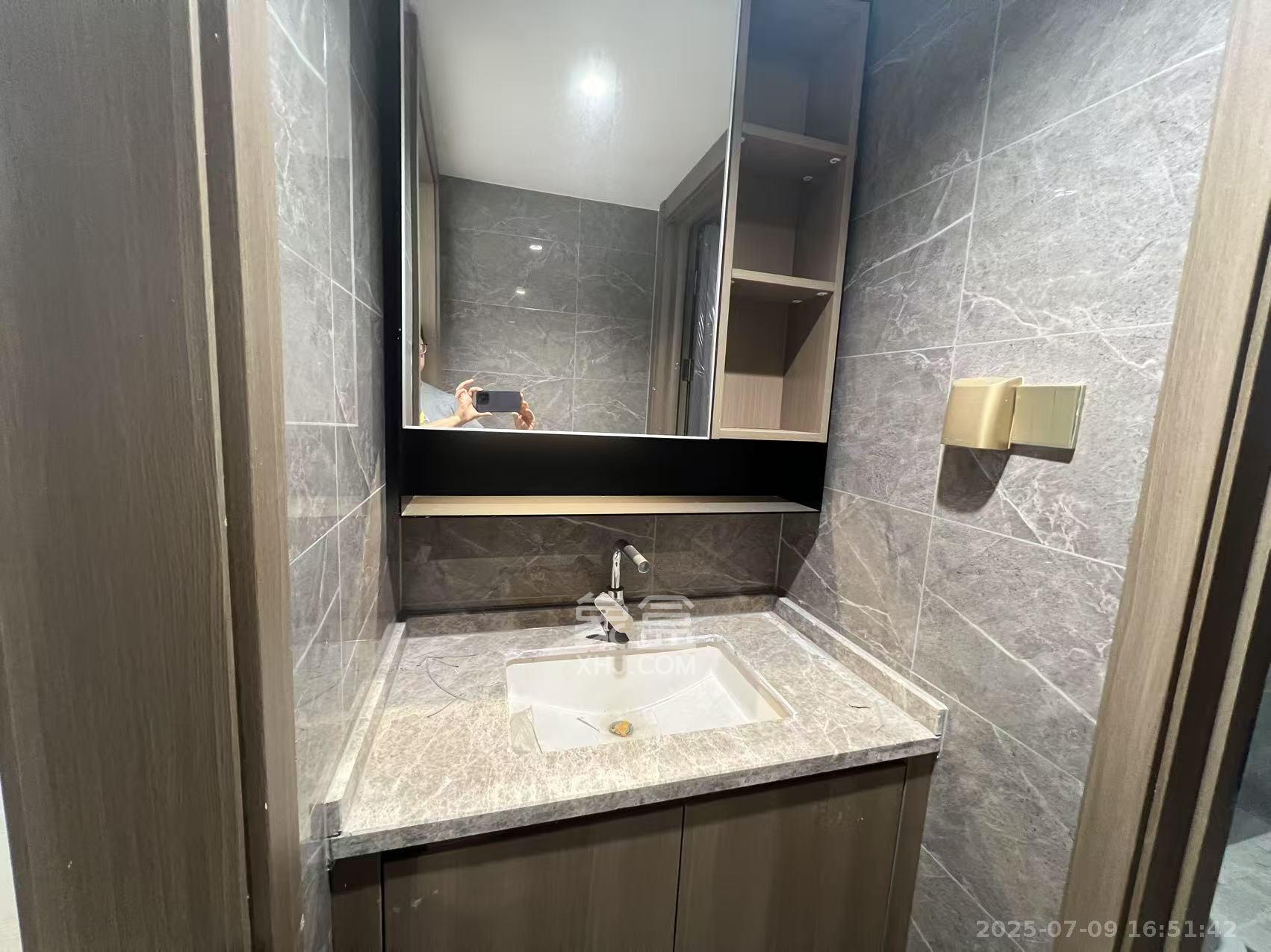 阳光城尚东湾青柠园 3室2厅2卫 2300.0元/月 阳光城尚东湾青柠园 3室2厅2卫 2300.0元/月室内图