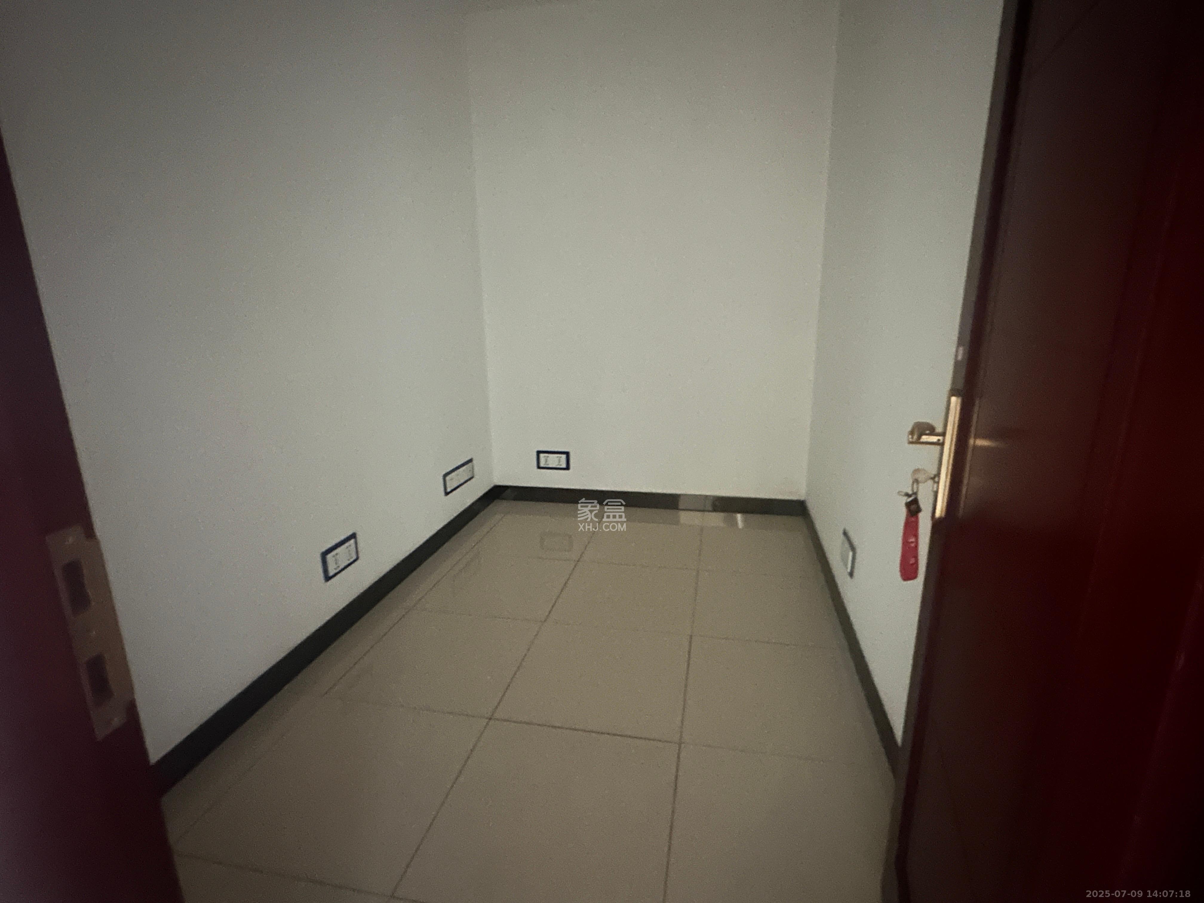 中国铝业单位宿舍   936.09㎡     120000.00元/月室内图