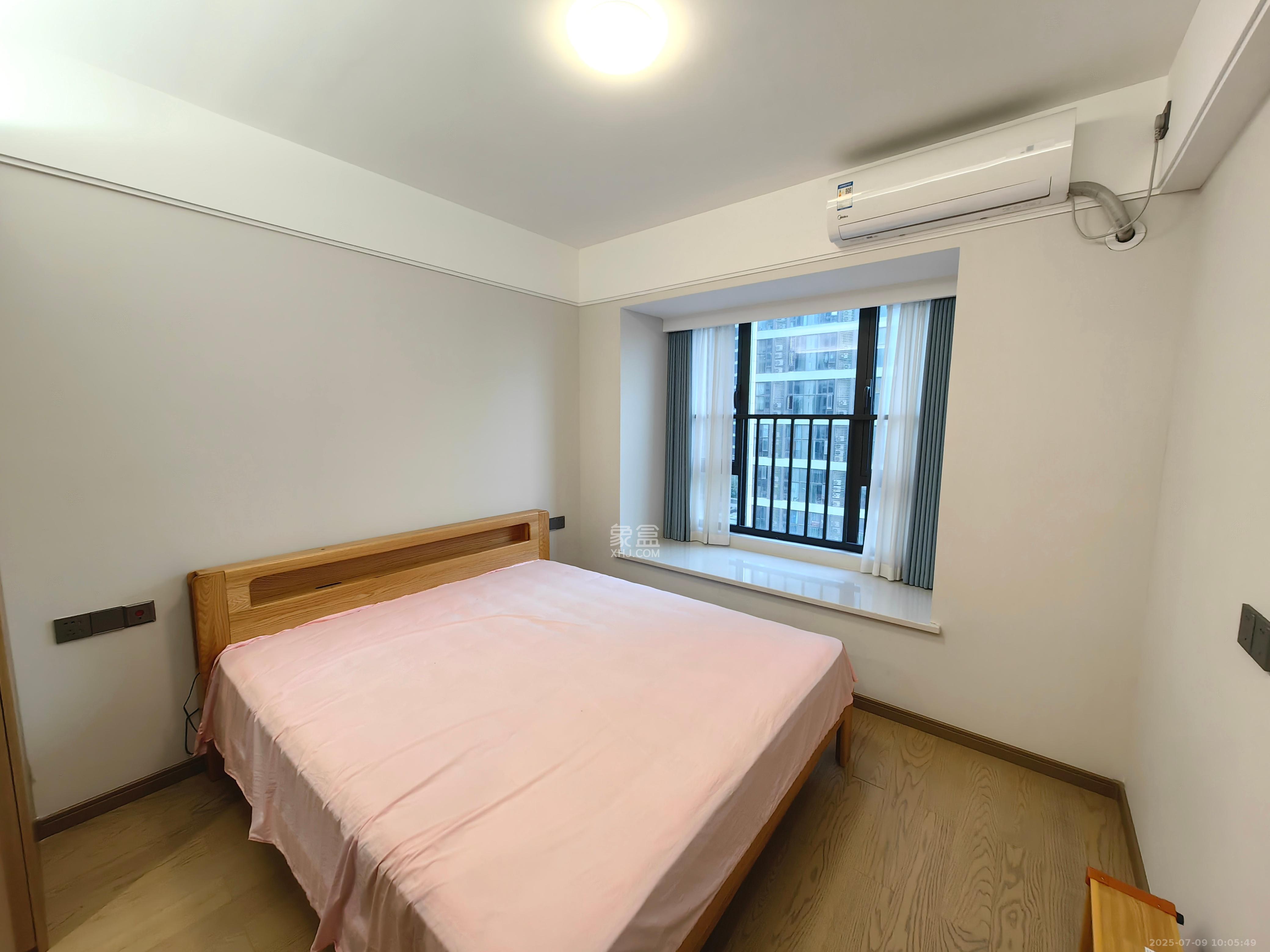 爱家当代境  3室2厅2卫   3300.00元/月室内图