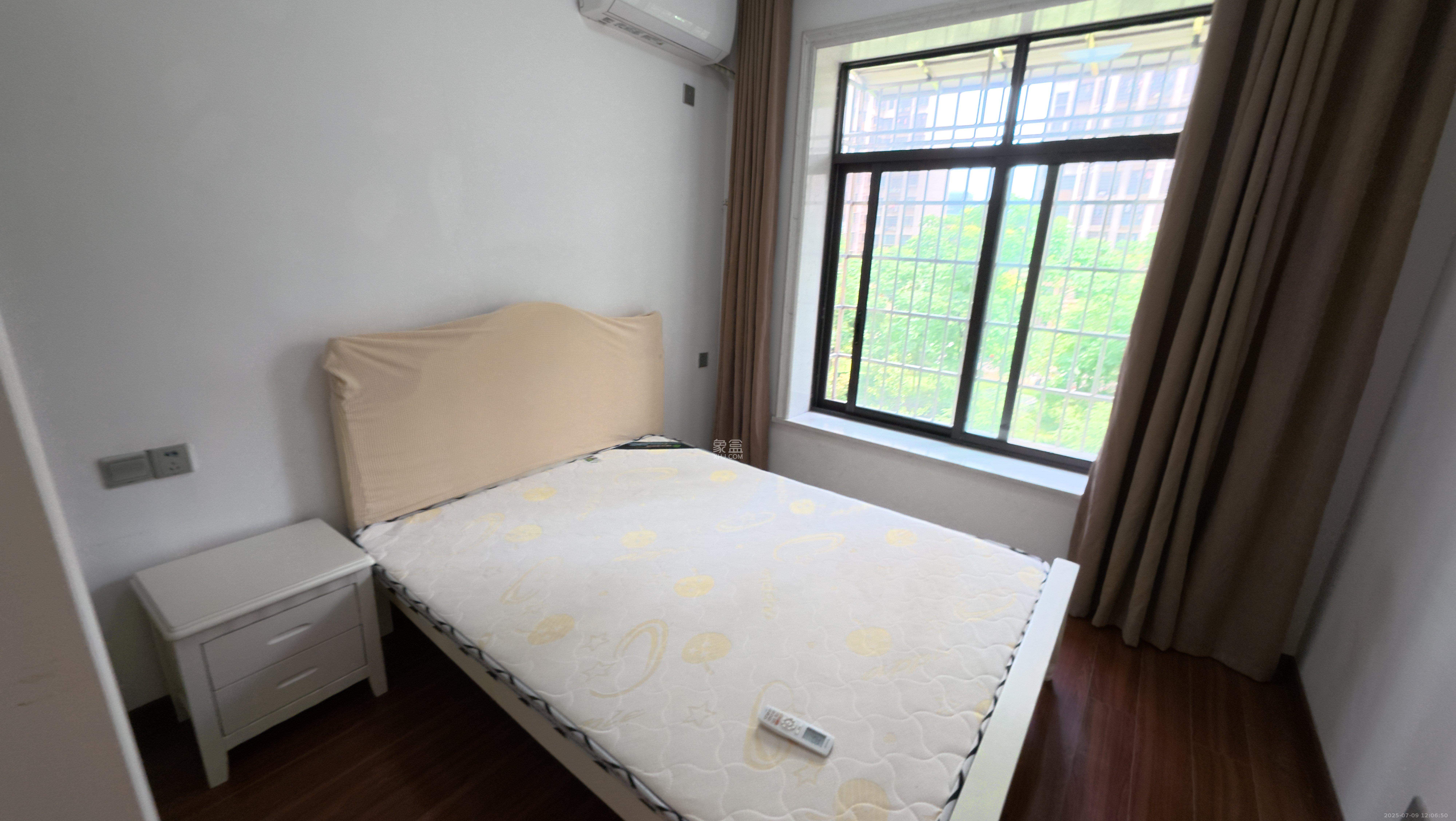 嘉顺苑  3室2厅2卫   2600.00元/月室内图