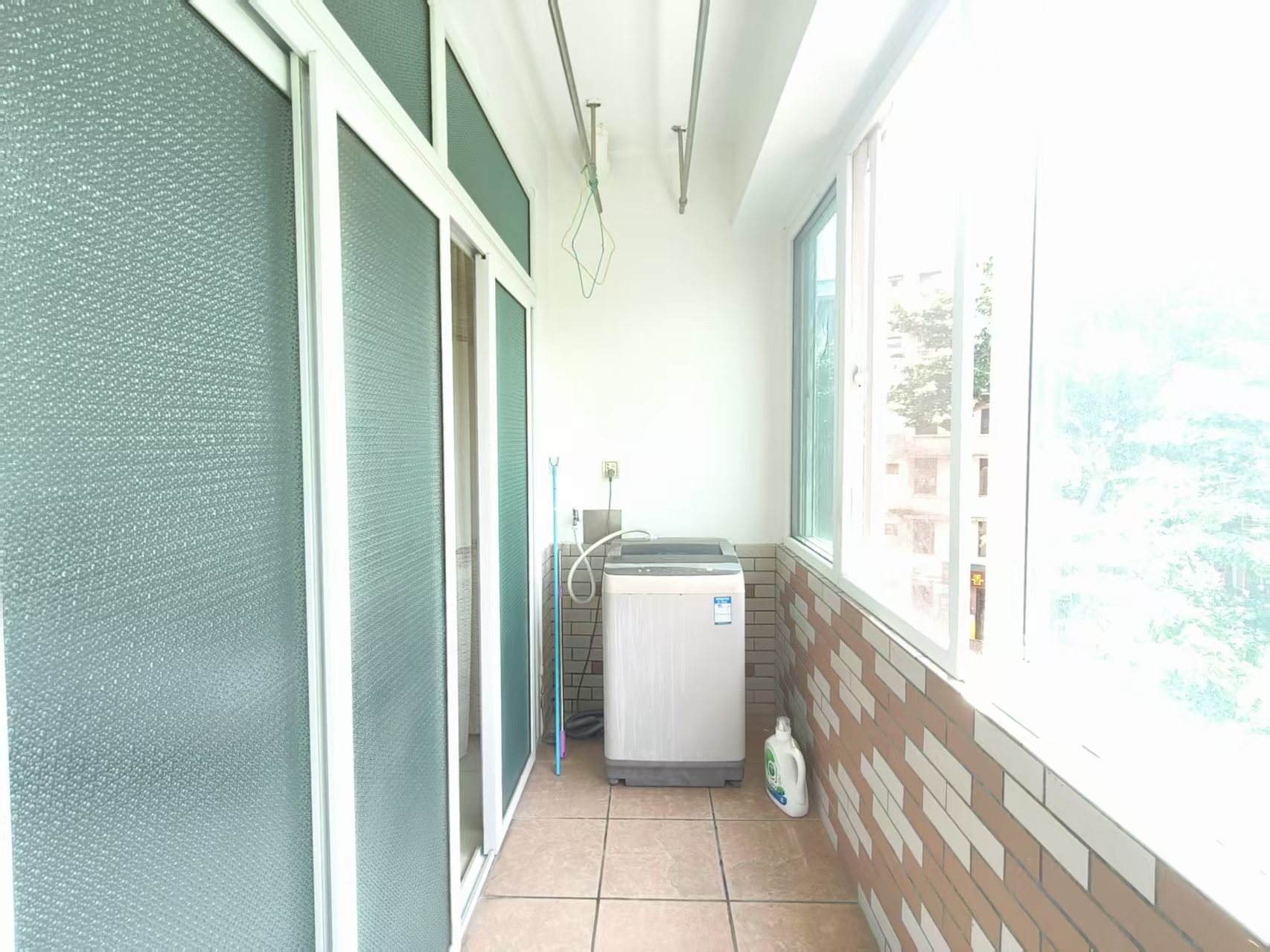 城市精英  3室2厅2卫    2800.0元/月室内图
