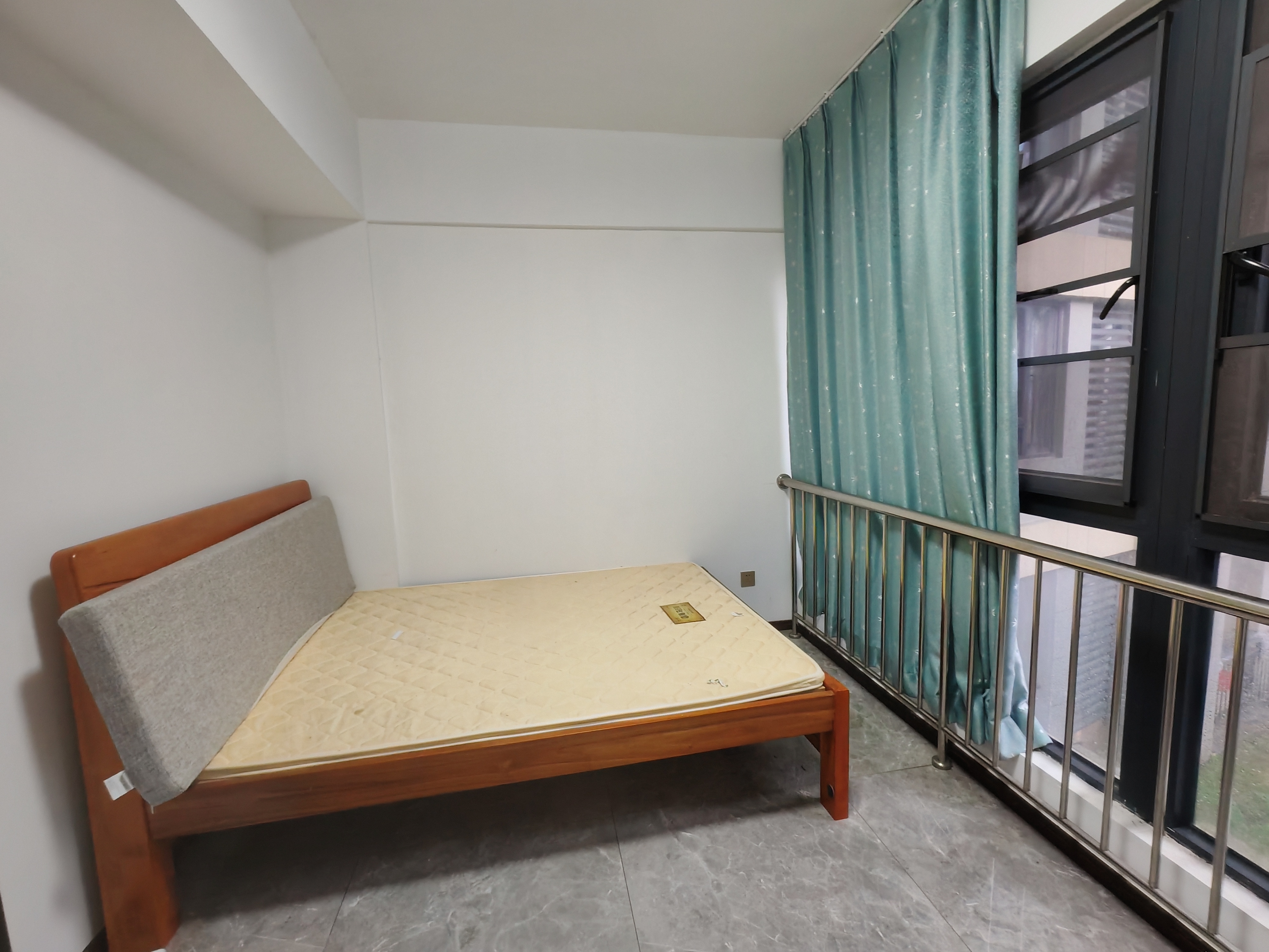 天街华府（海南新天地）  2室2厅1卫   3200.00元/月室内图