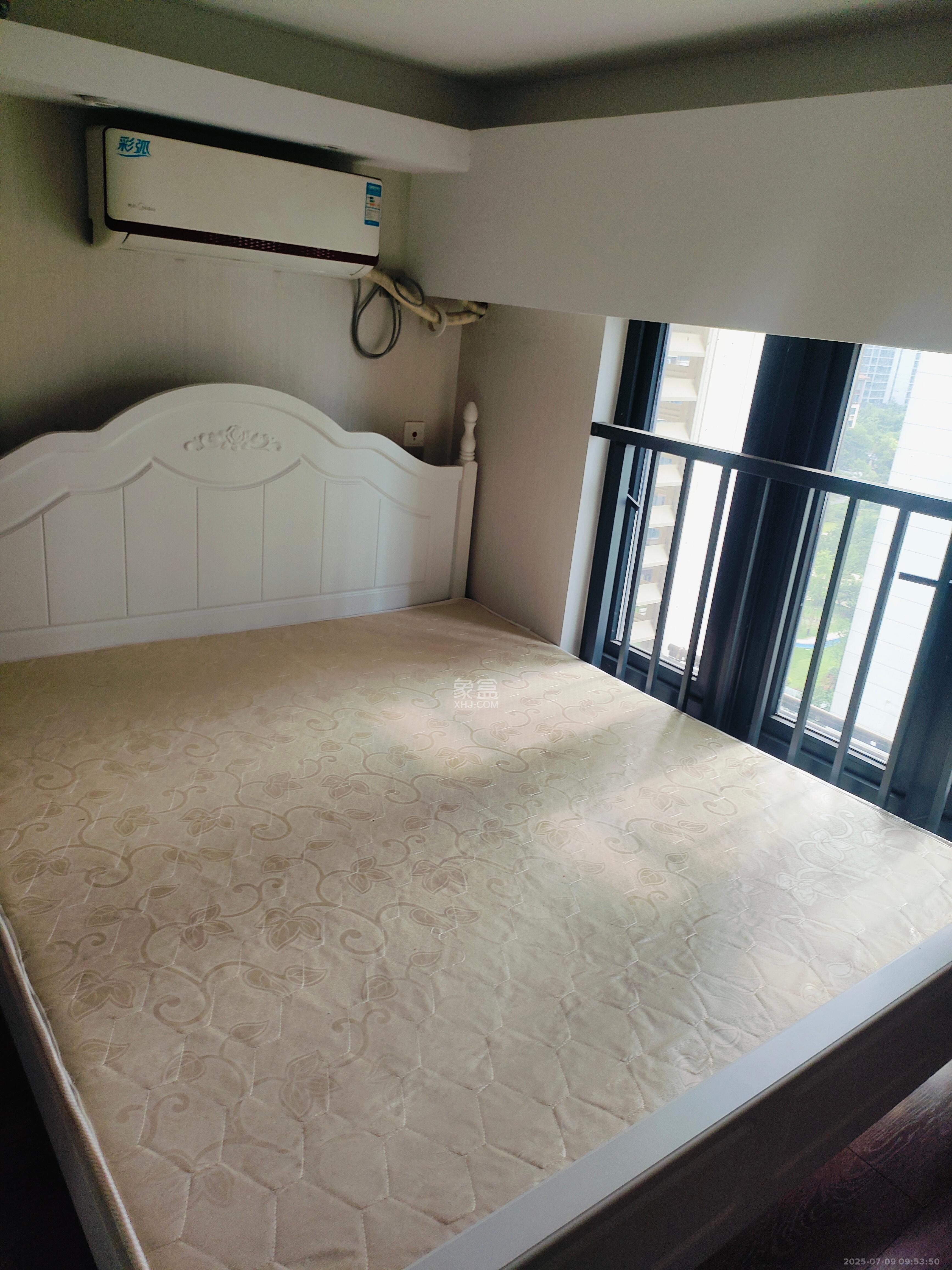 华远海蓝郡 2室2厅1卫 1300.0元/月 华远海蓝郡 2室2厅1卫 1300.0元/月室内图