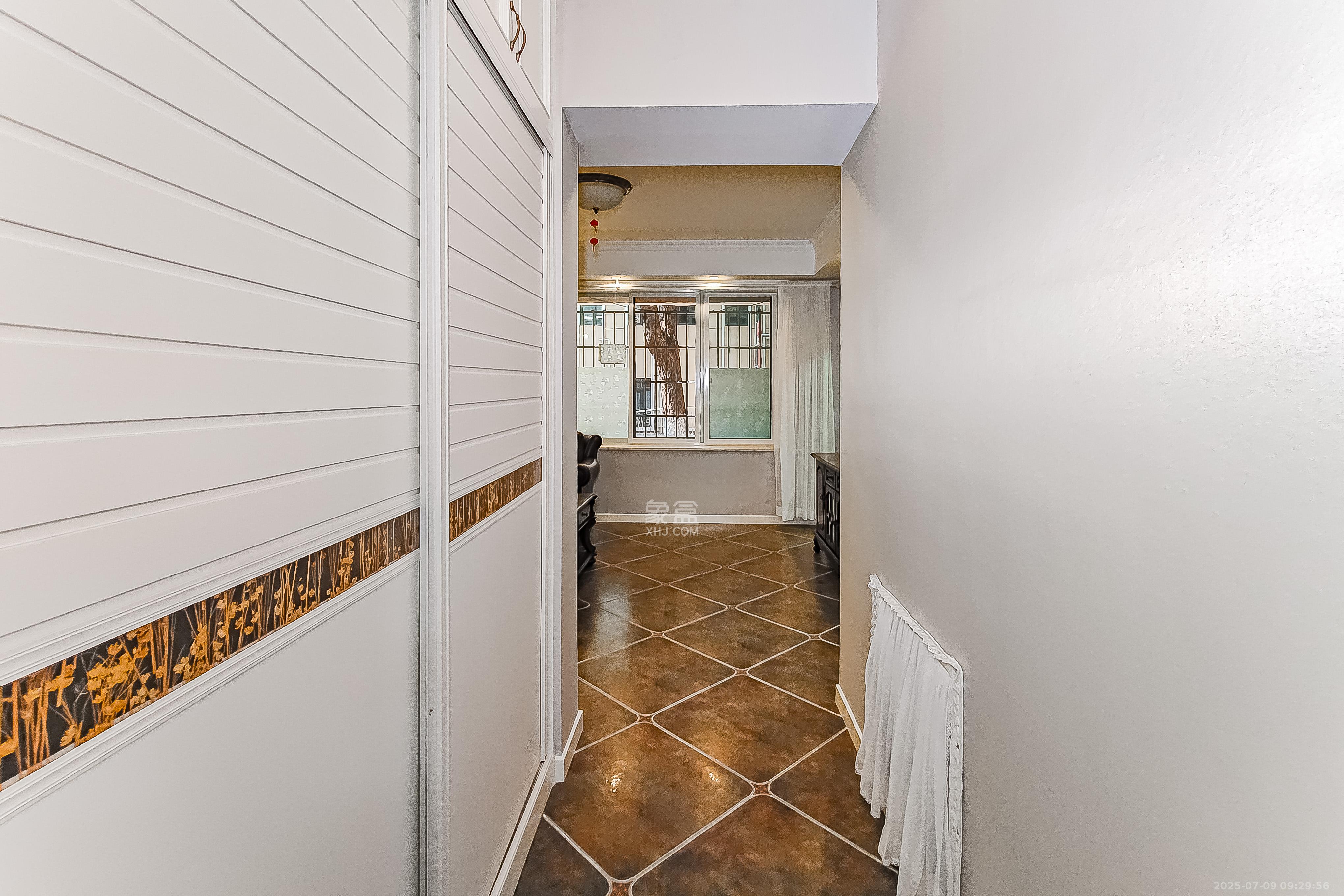 省公安厅  3室2厅1卫    108.0万 省公安厅  3室2厅1卫    108.0万其他