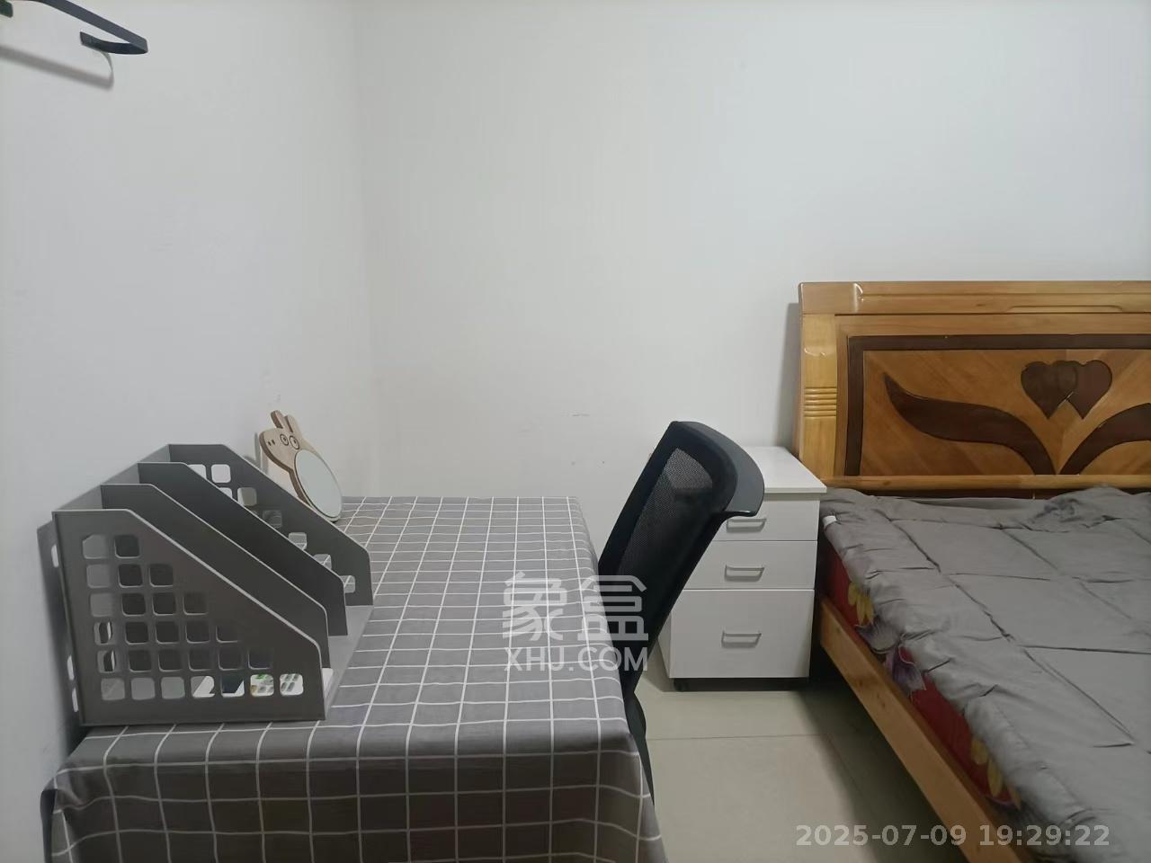 城市花园  3室2厅2卫   2600.00元/月室内图